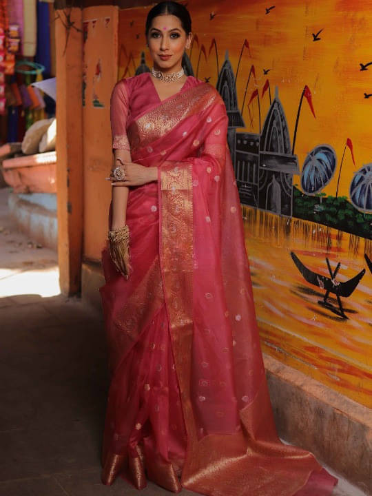 Bansari Textile Jacquard Self Design Regular Saree With Unstitched Blouse Piece ( Pink ) Bansari Textile Jacquard Self Design Regular Saree With Unstitched Blouse Piece ( Pink )