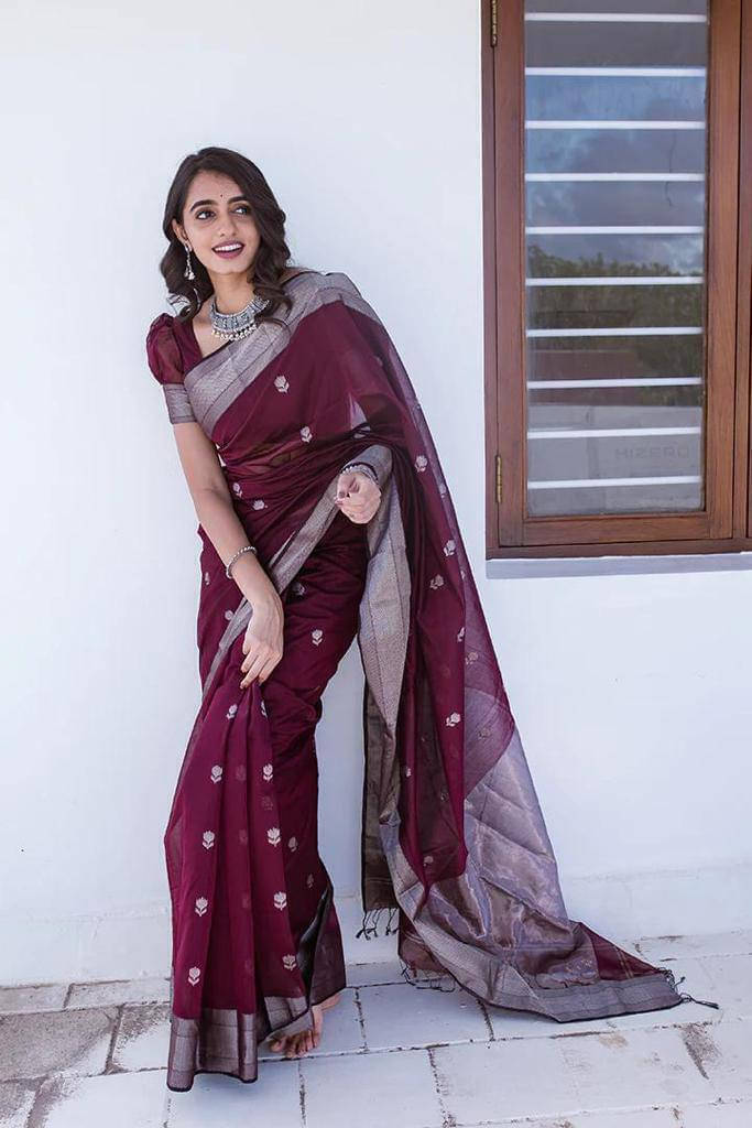 Bansari Textile Jacquard Self Design Paithani Sarees With Unstitched Blouse Piece ( Purple ) Bansari Textile Jacquard Self Design Paithani Sarees With Unstitched Blouse Piece ( Purple )