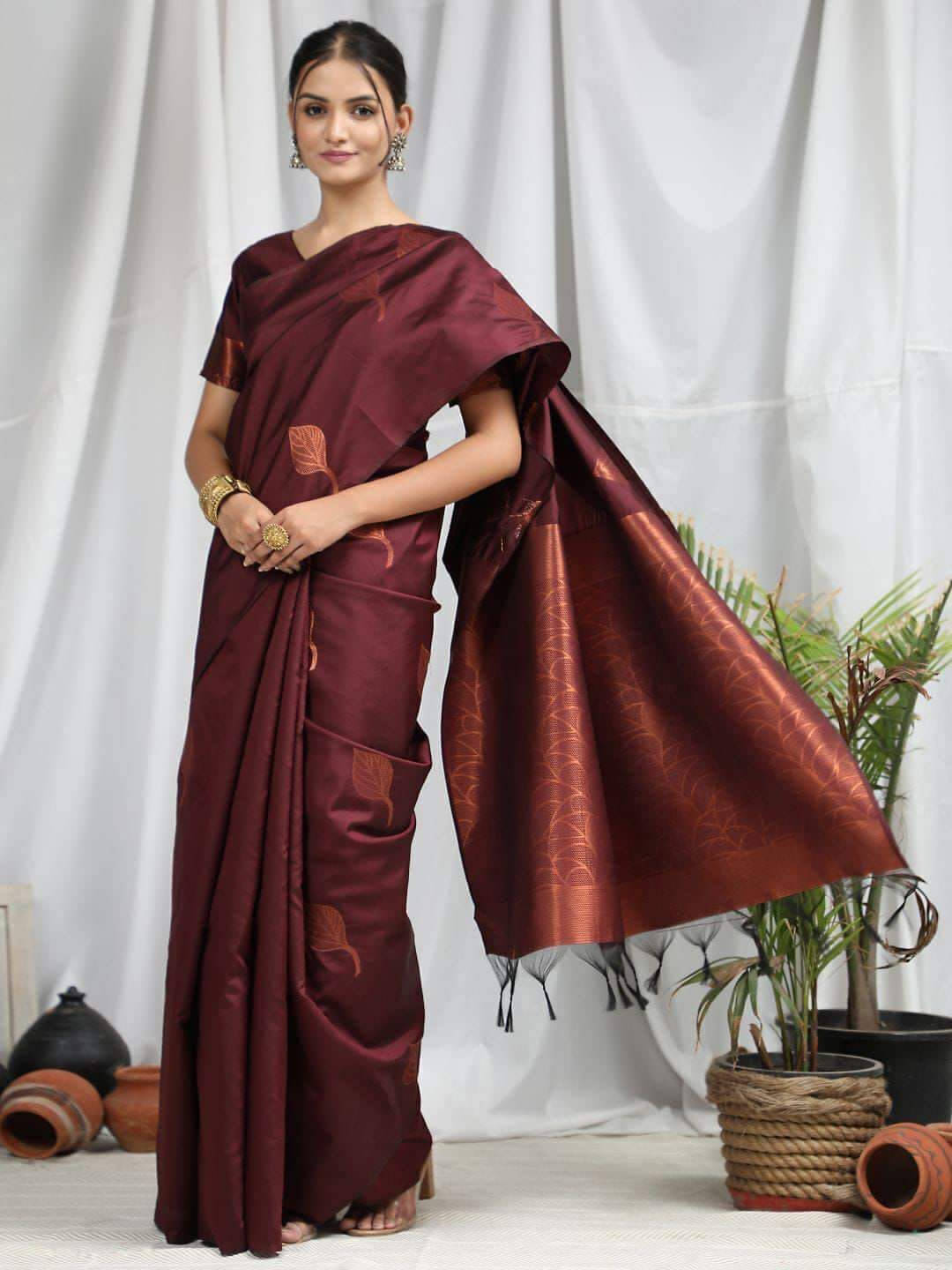 Bansari Textile Jacquard Self Design Paithani Sarees With Unstitched Blouse Piece ( Maroon ) Bansari Textile Jacquard Self Design Paithani Sarees With Unstitched Blouse Piece ( Maroon )