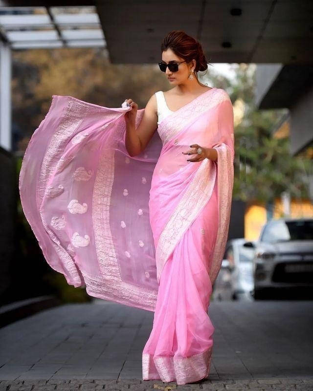     			Bansari Textile Jacquard Woven Banarasi saree With Unstitched Blouse Piece ( Pink )