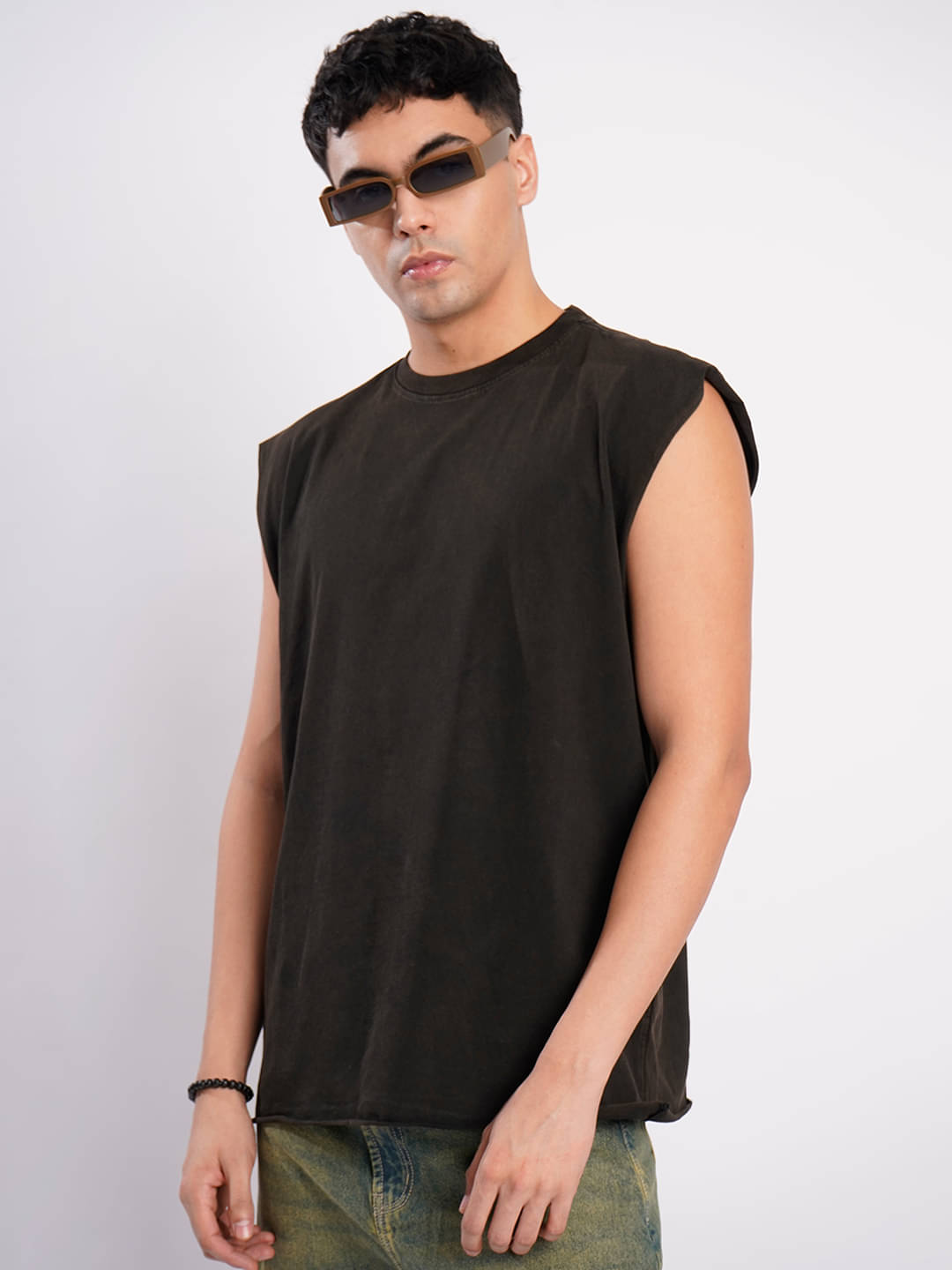 Bene Kleed Men 100% Cotton Oversized Fit Solid T-Shirt ( Brown ) Bene Kleed Men 100% Cotton Oversized Fit Solid T-Shirt ( Brown )
