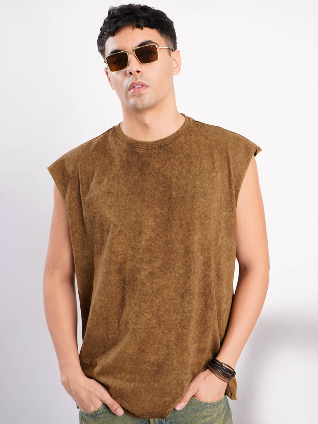     			Bene Kleed Men 100% Cotton Oversized Fit Solid T-Shirt ( Brown )