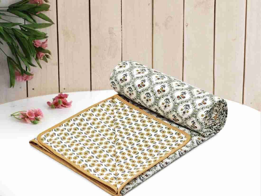     			Reversible Floral Printed Single Bed Dohar for AC Room - 152 cm x 244 cm (Width x Height)