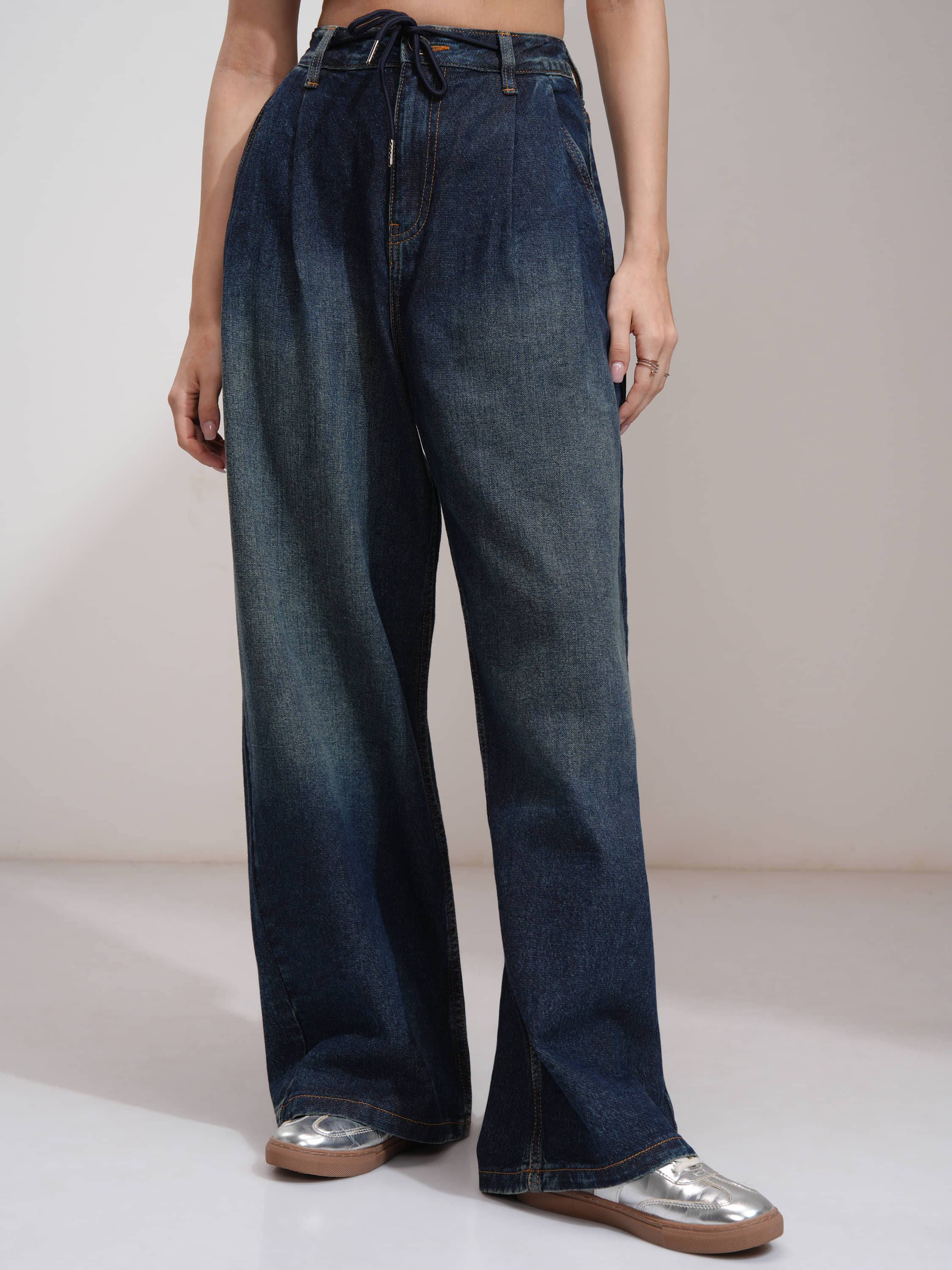 Tokyo Talkies Women's Baggy Fit Mid-Rise Jeans ( Blue ) - Jeans | Buy online on ZillyBuy