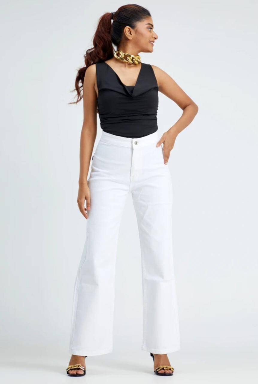     			AD Fashion Women's Regular Fit High-Rise Jeans ( White )