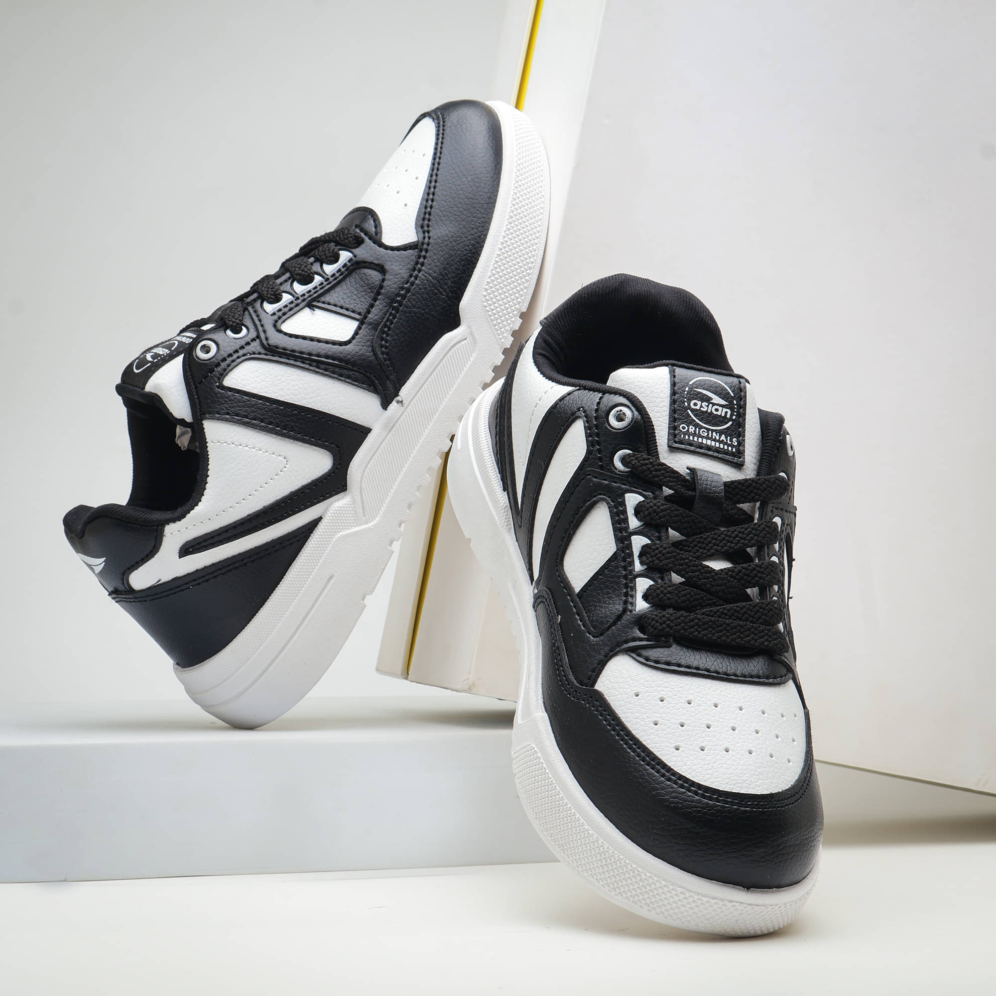     			ASIAN CRUZER-02 Black Men's Sneakers