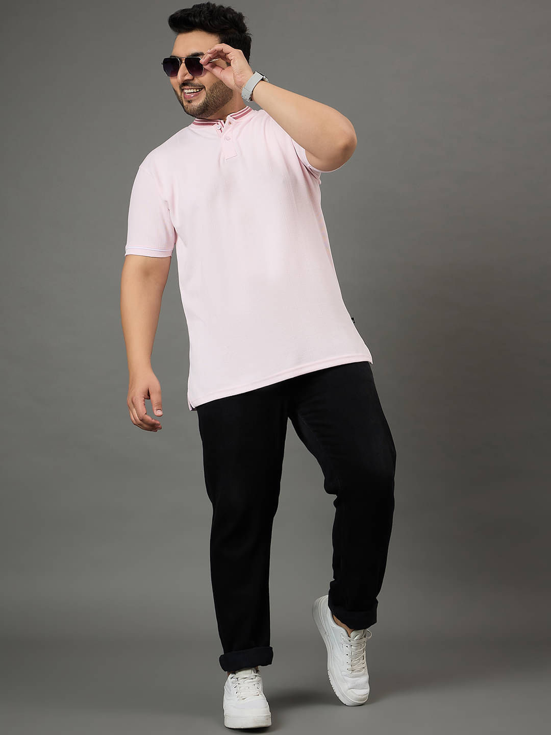 Club York Men Cotton Blend Regular Fit Solid T-Shirt ( Pink )     			Club York Men Cotton Blend Regular Fit Solid T-Shirt ( Pink )