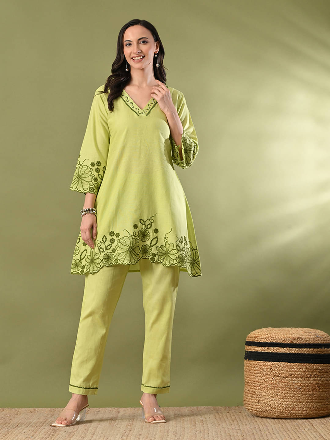Hariks Women Embroidered Top With Trousers Co-Ord Set ( Green ) Hariks Women Embroidered Top With Trousers Co-Ord Set ( Green )