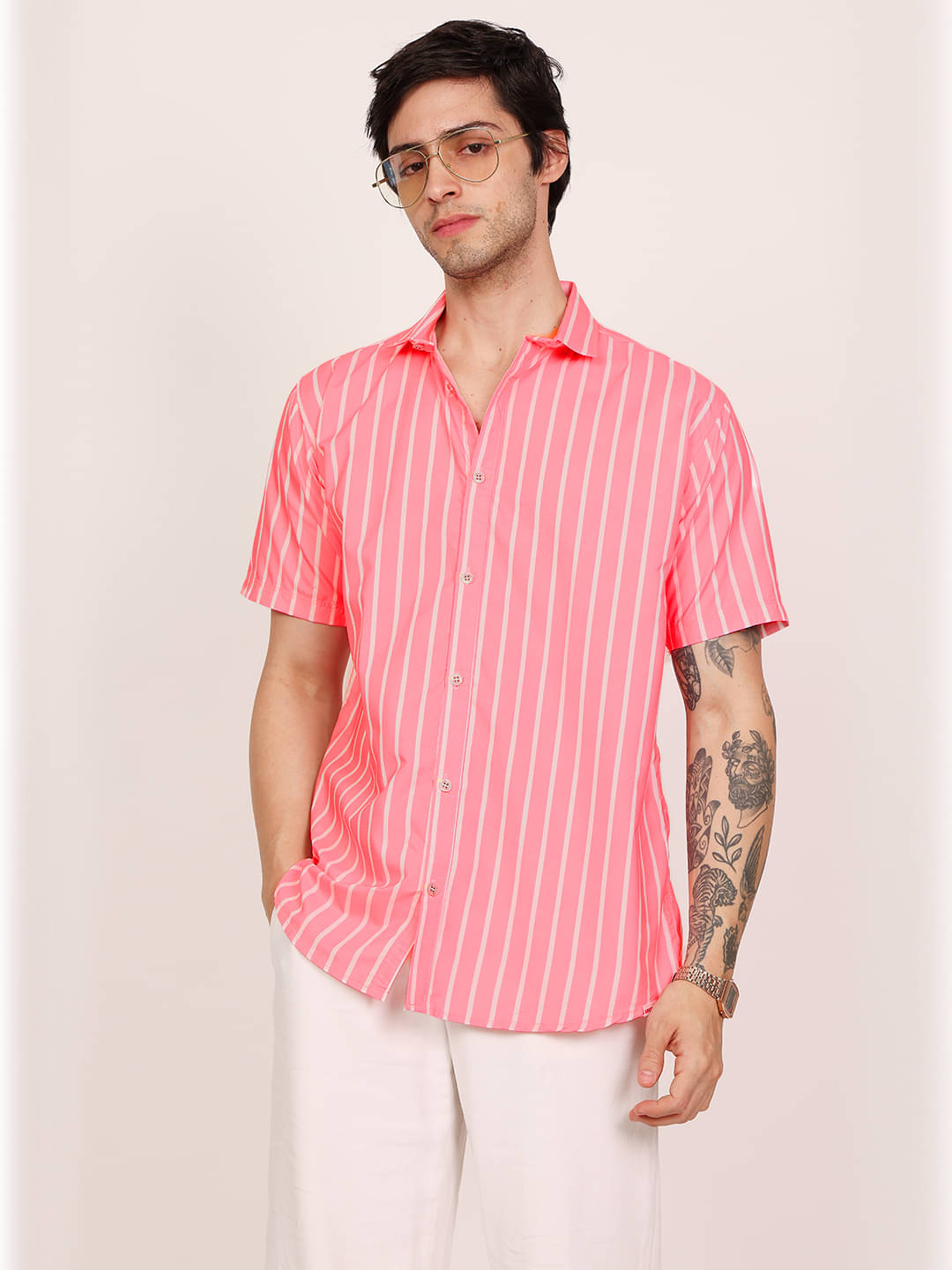 Leotude Cotton Blend Regular Fit Printed Half Sleeves Men's Casual Shirt - Pink ( Pack of 1 ) Leotude Cotton Blend Regular Fit Printed Half Sleeves Men's Casual Shirt - Pink ( Pack of 1 )