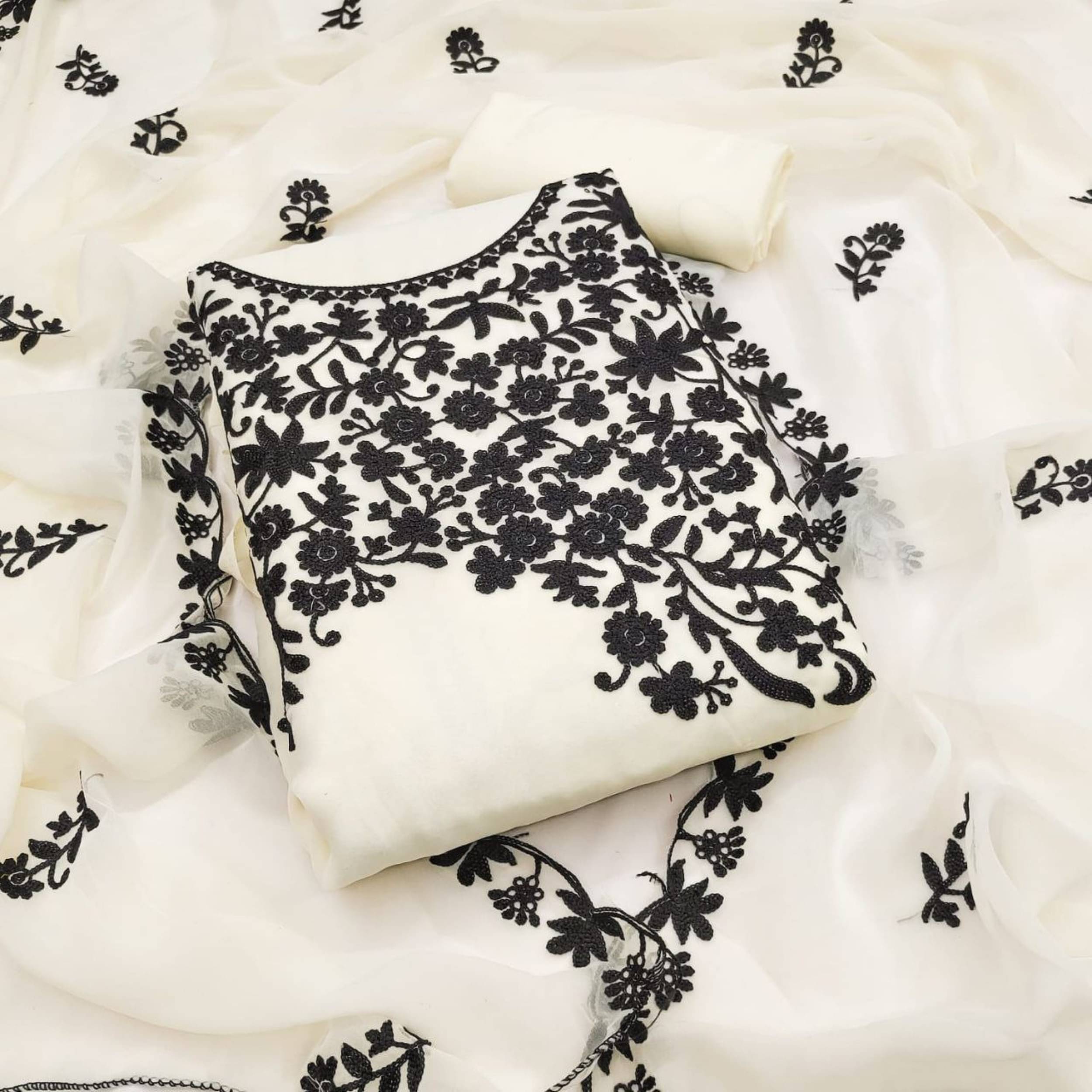 Panbai sarees Women Georgette Unstitched Dress Material ( Cream )     			Panbai sarees Women Georgette Unstitched Dress Material ( Cream )