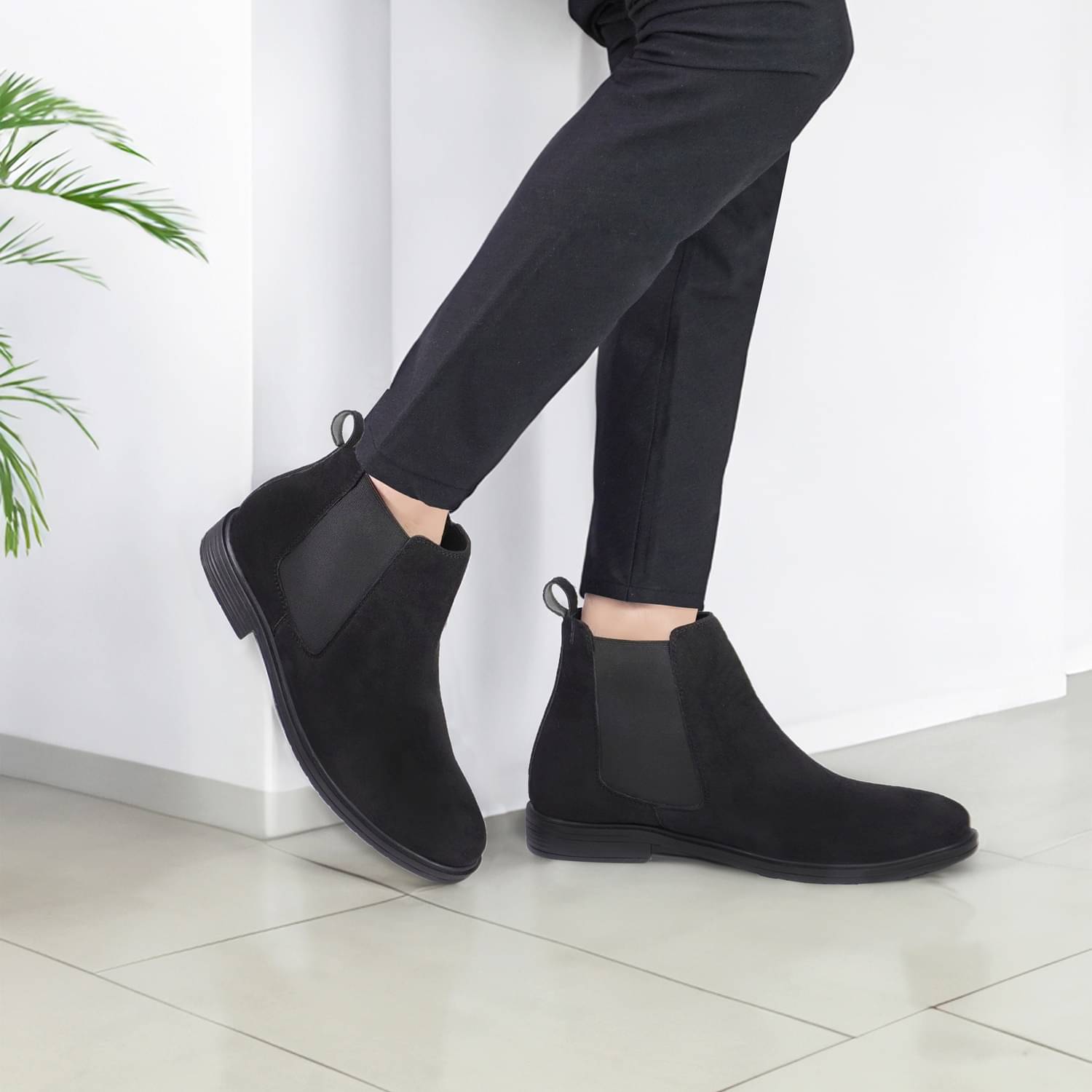     			Royal Cruzz Black Men's Chelsea Boots