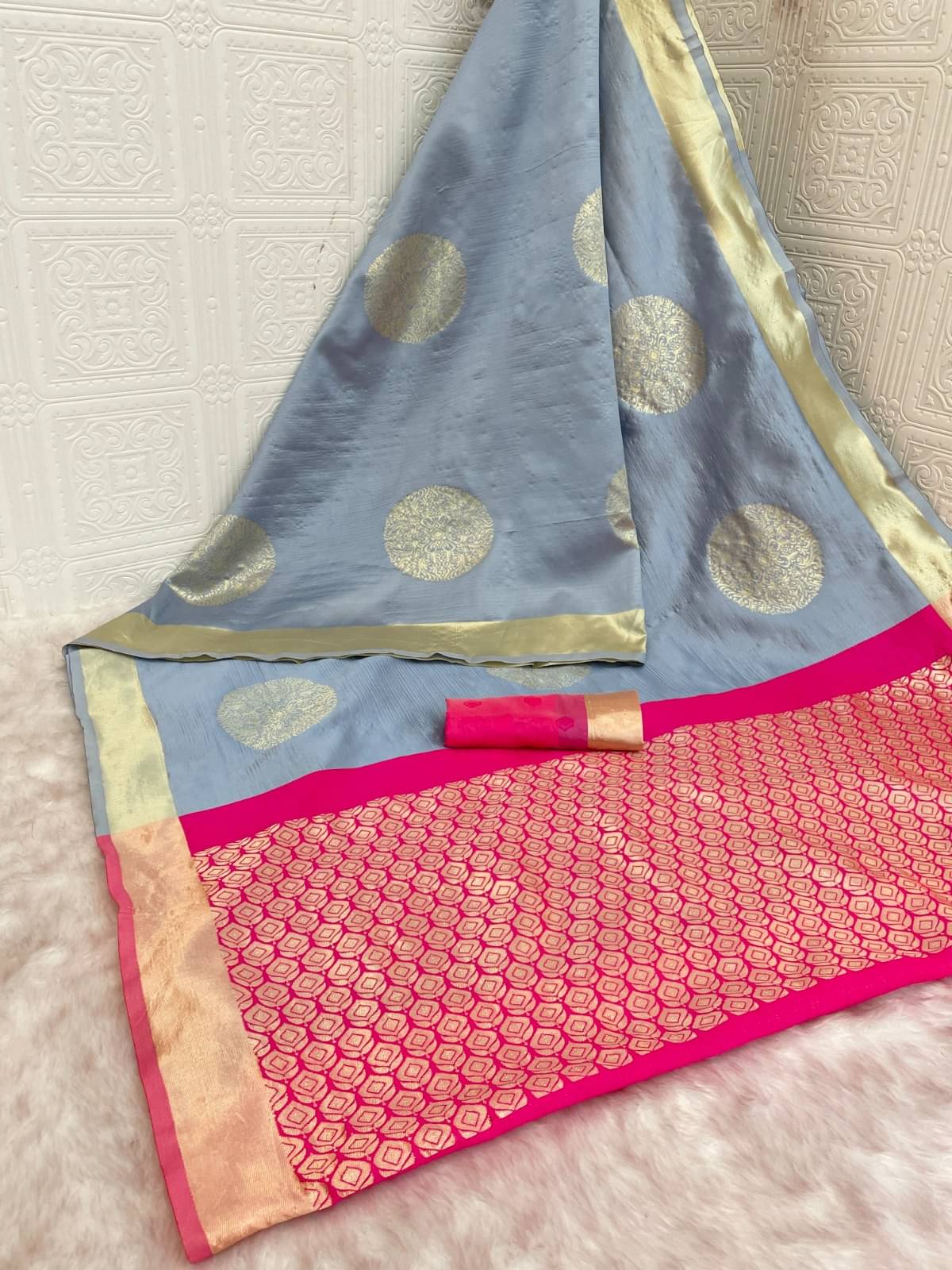SHIRODHARI Art Silk Woven Kanjeevaram Sarees With Unstitched Blouse Piece ( Grey )     			SHIRODHARI Art Silk Woven Kanjeevaram Sarees With Unstitched Blouse Piece ( Grey )