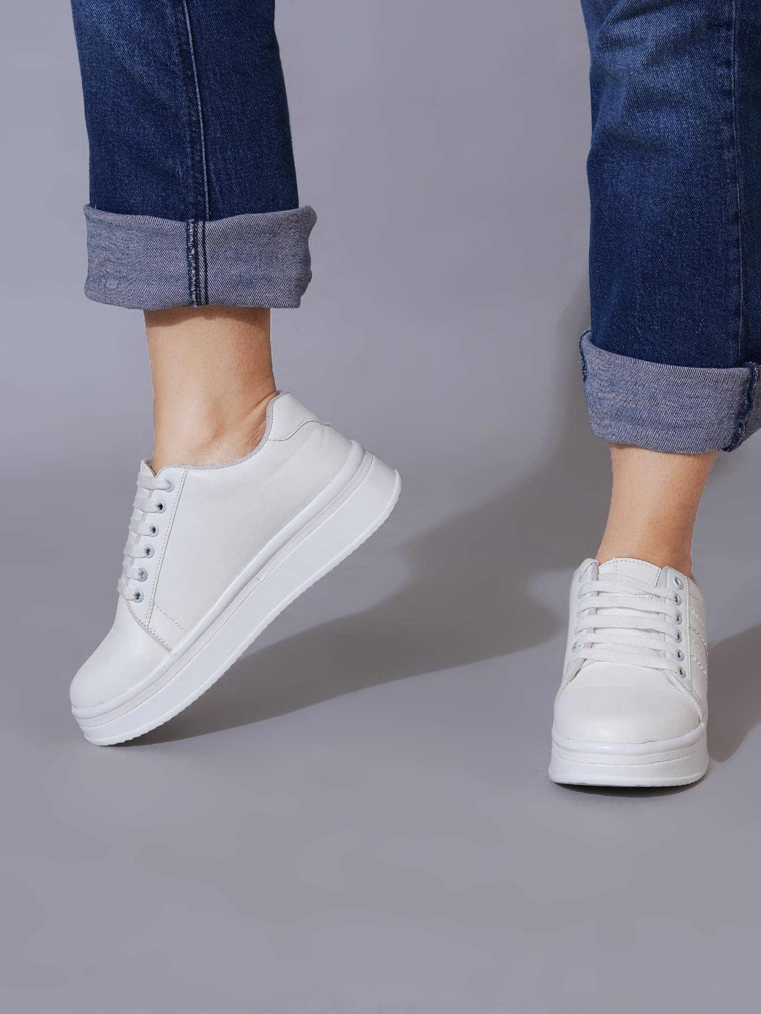     			Shoetopia White Women's Sneakers