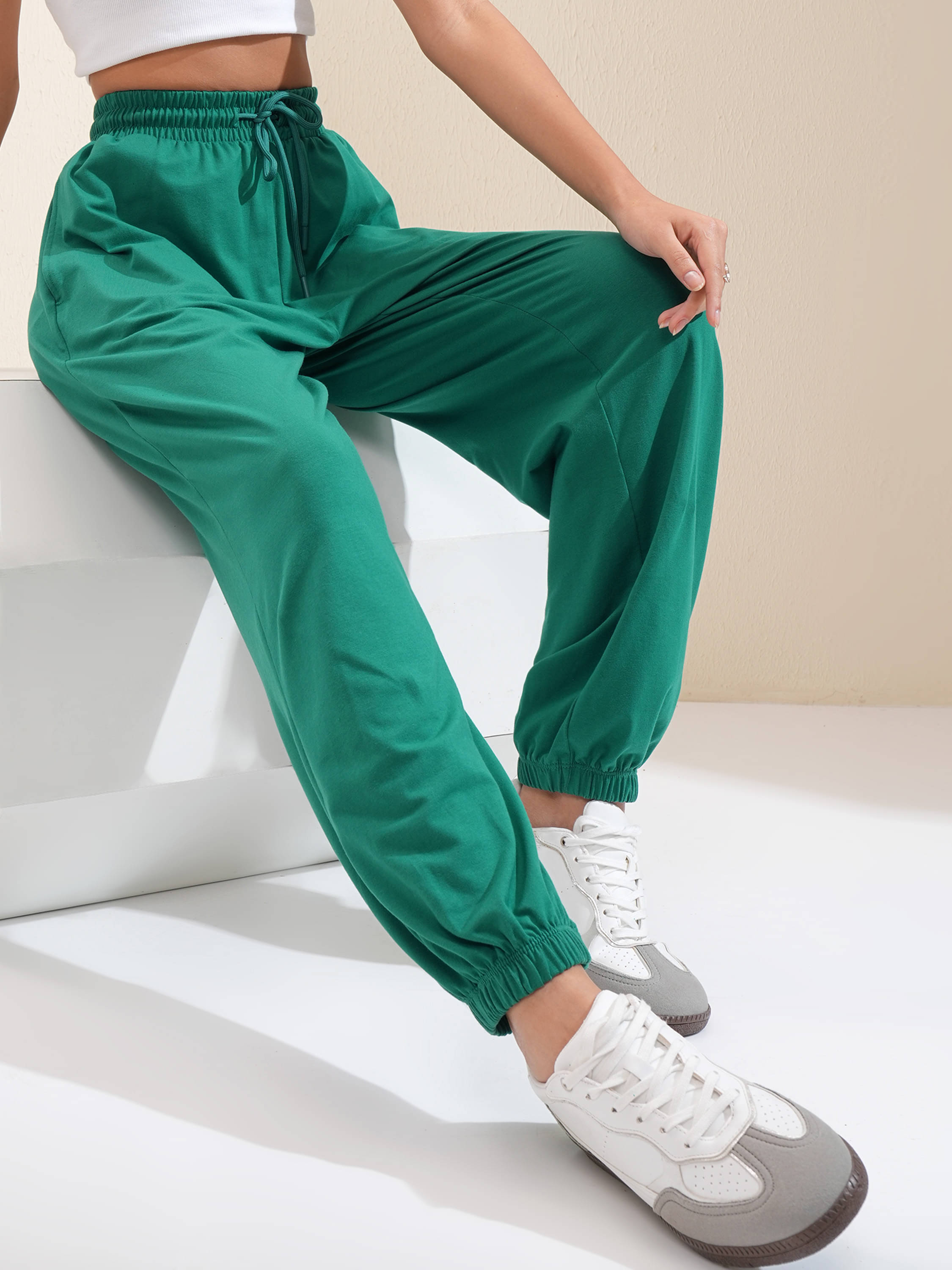     			Tokyo Talkies Women Cotton Blend Casual Trousers ( Green )