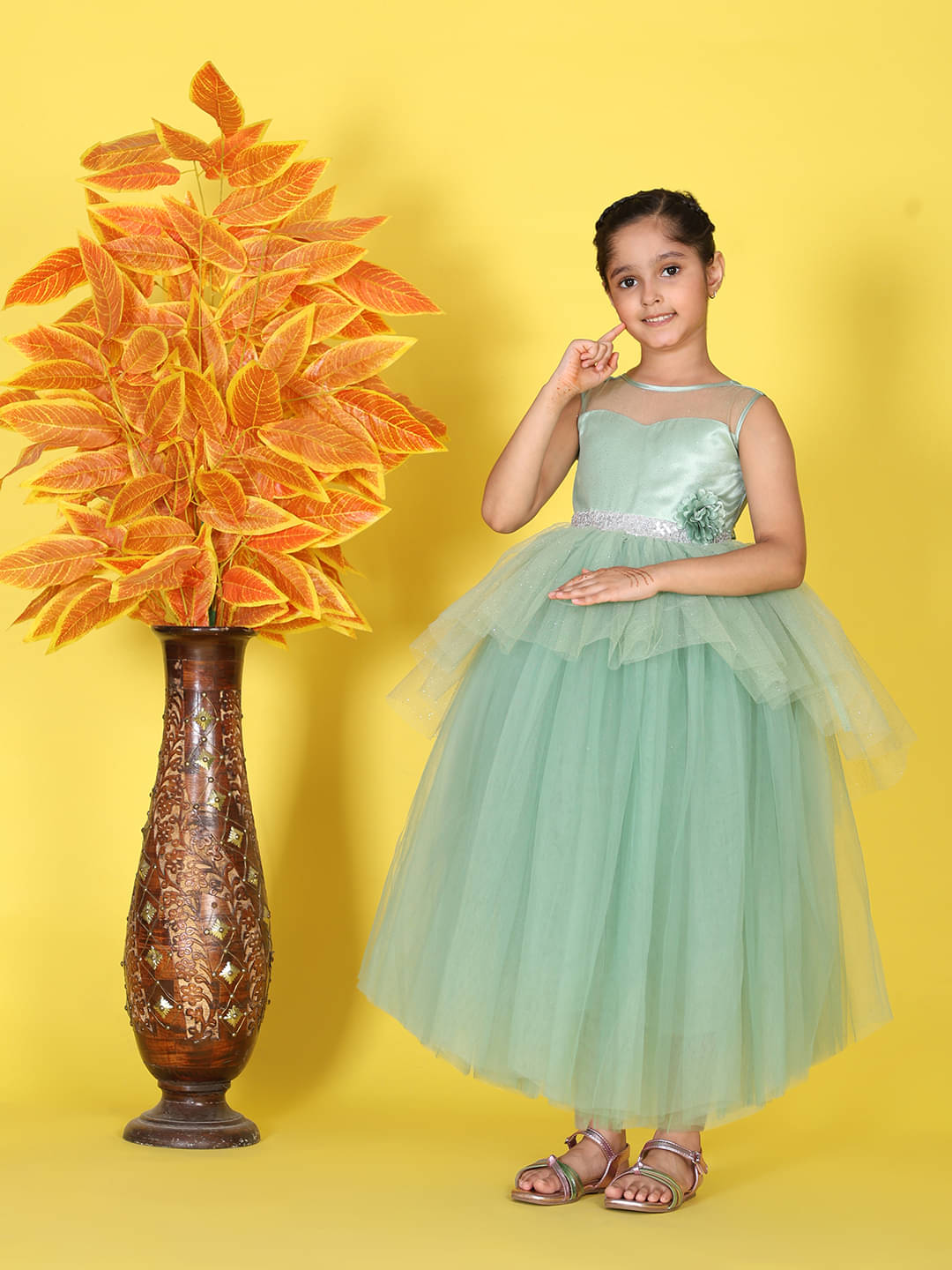 Toy Balloon Kids Net Gown For Girls ( Pack of 1 , Green )     			Toy Balloon Kids Net Gown For Girls ( Pack of 1 , Green )