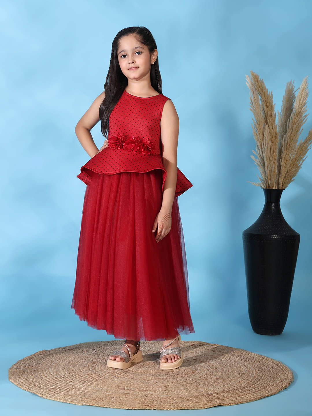     			Toy Balloon Kids Net Gown For Girls ( Pack of 1 , Maroon )