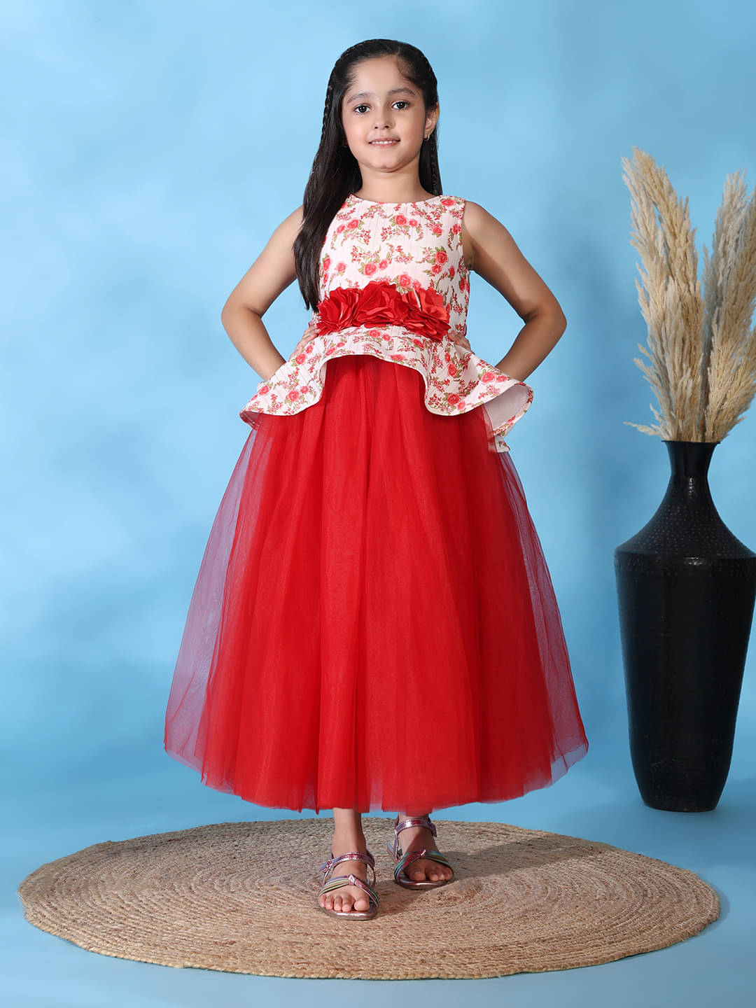 Toy Balloon Kids Net Gown For Girls ( Pack of 1 , Red ) Toy Balloon Kids Net Gown For Girls ( Pack of 1 , Red )