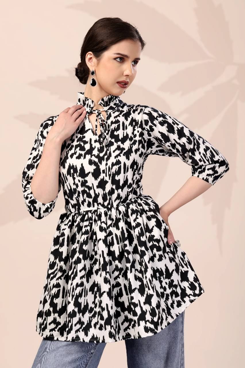 kanthir Women's Crepe A-Line Top ( Black )     			kanthir Women's Crepe A-Line Top ( Black )