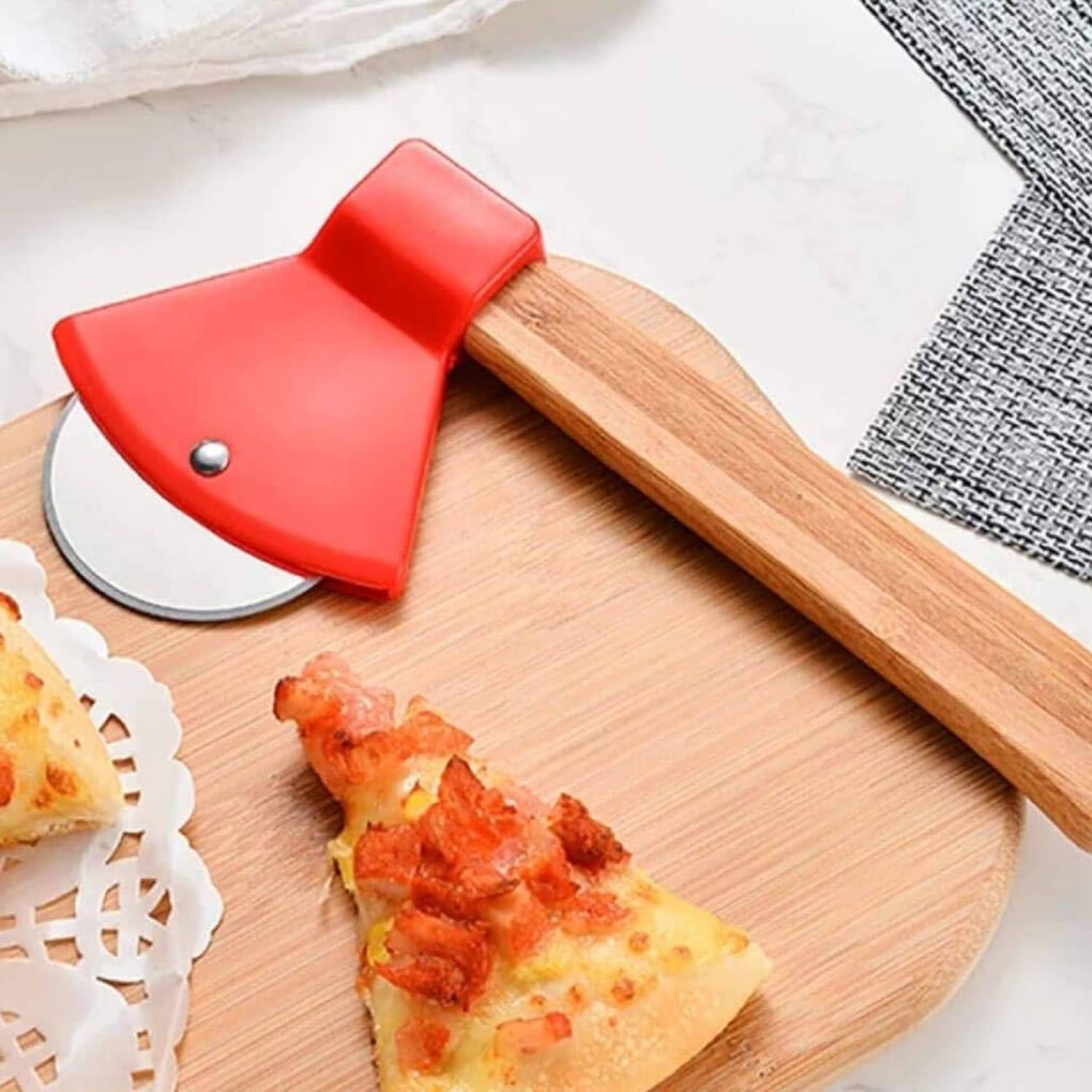     			BECKONMART Multicolor Pizza Cutter