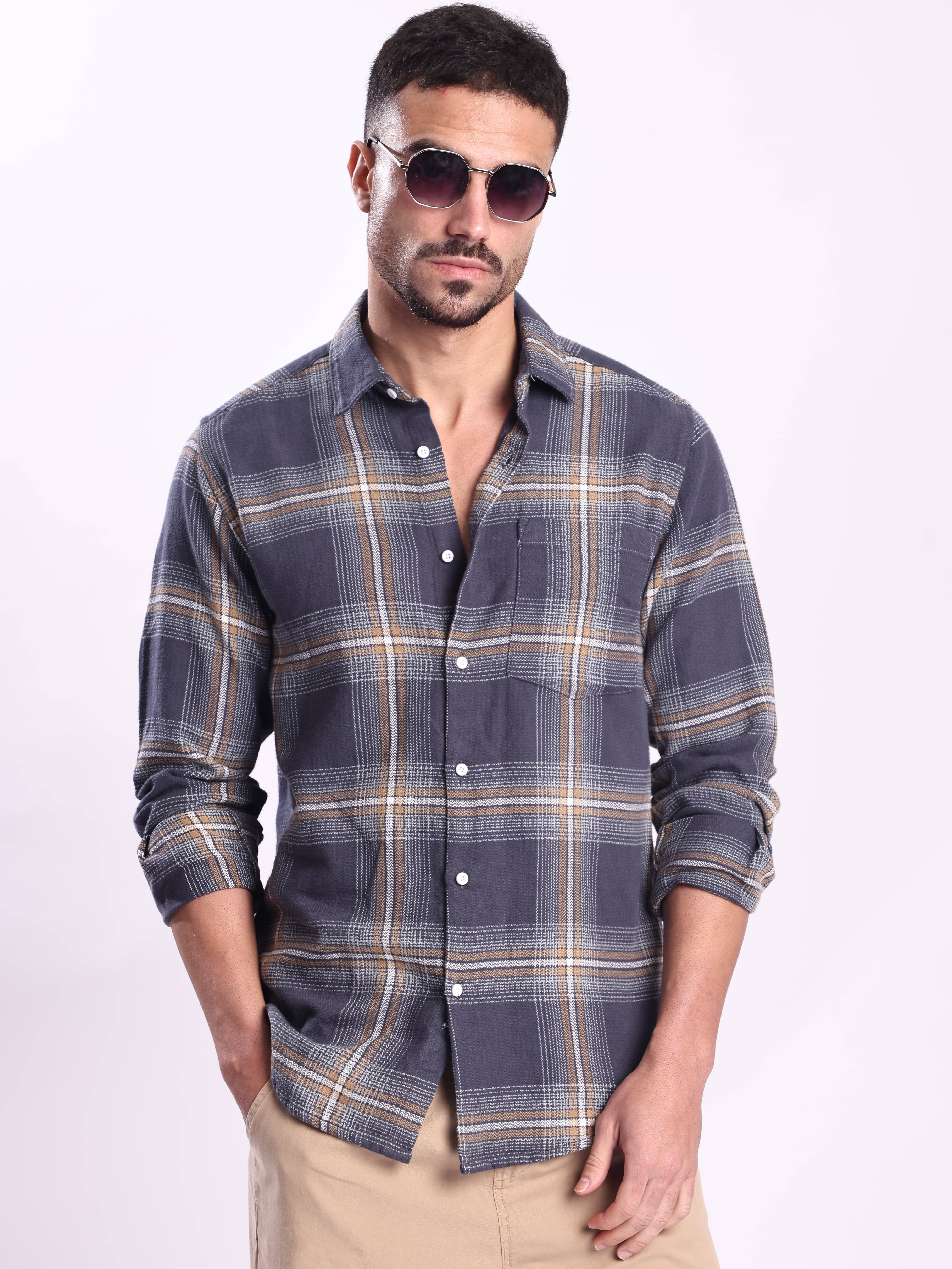 Bene Kleed 100% Cotton Regular Fit Checks Full Sleeves Men's Casual Shirt - Grey ( Pack of 1 )     			Bene Kleed 100% Cotton Regular Fit Checks Full Sleeves Men's Casual Shirt - Grey ( Pack of 1 )