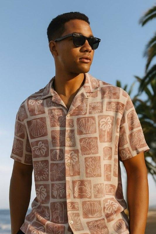     			ETSY Cotton Blend Regular Fit Solids Half Sleeves Men's Casual Shirt - Beige ( Pack of 1 )