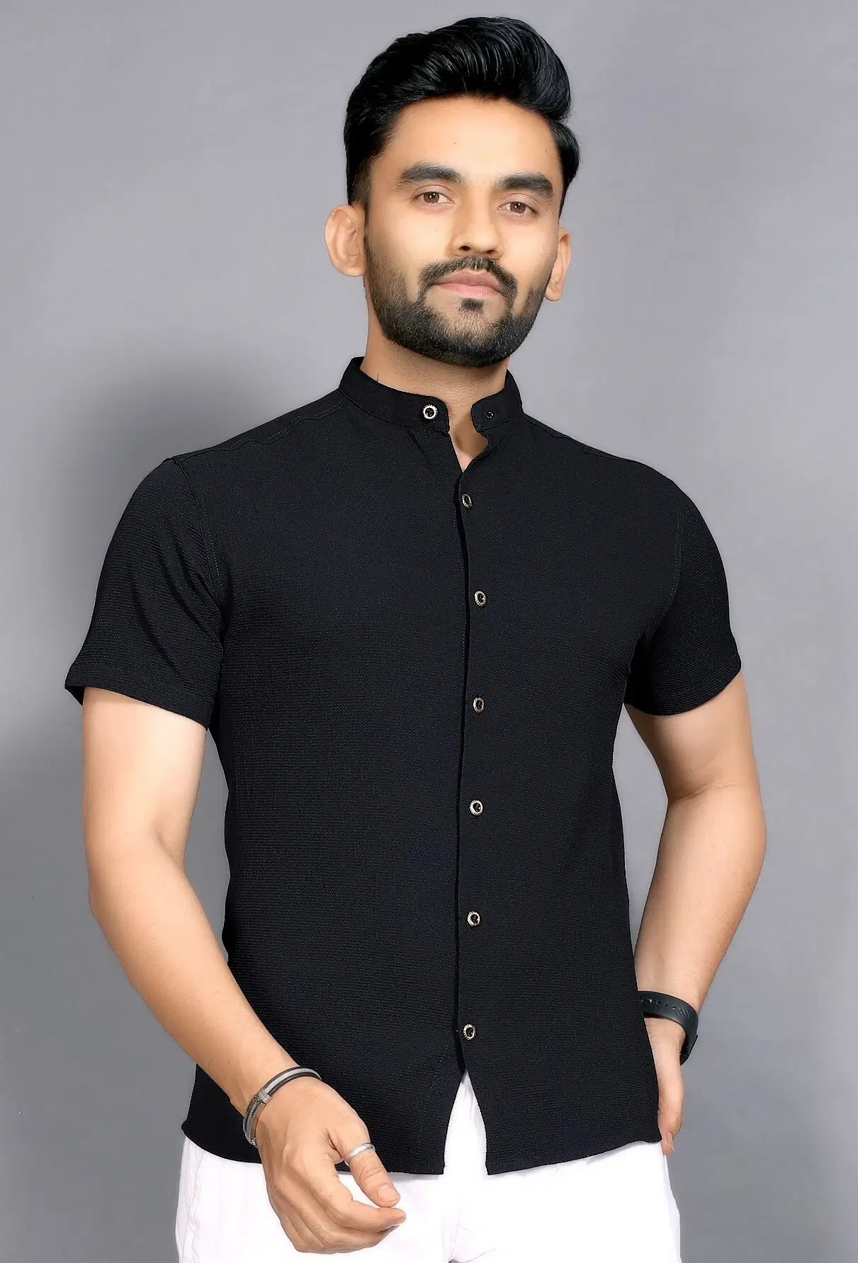     			FABRIPPLE Polyester Regular Fit Popcorn Textured Half Sleeves Men's Casual Shirt - Black ( Pack of 1 )