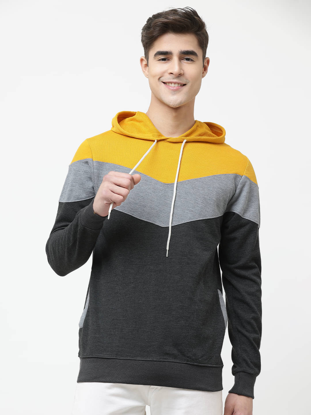Leotude Cotton Blend Round Neck Men's Sweatshirt - Multi ( Pack of 1 )     			Leotude Cotton Blend Round Neck Men's Sweatshirt - Multi ( Pack of 1 )