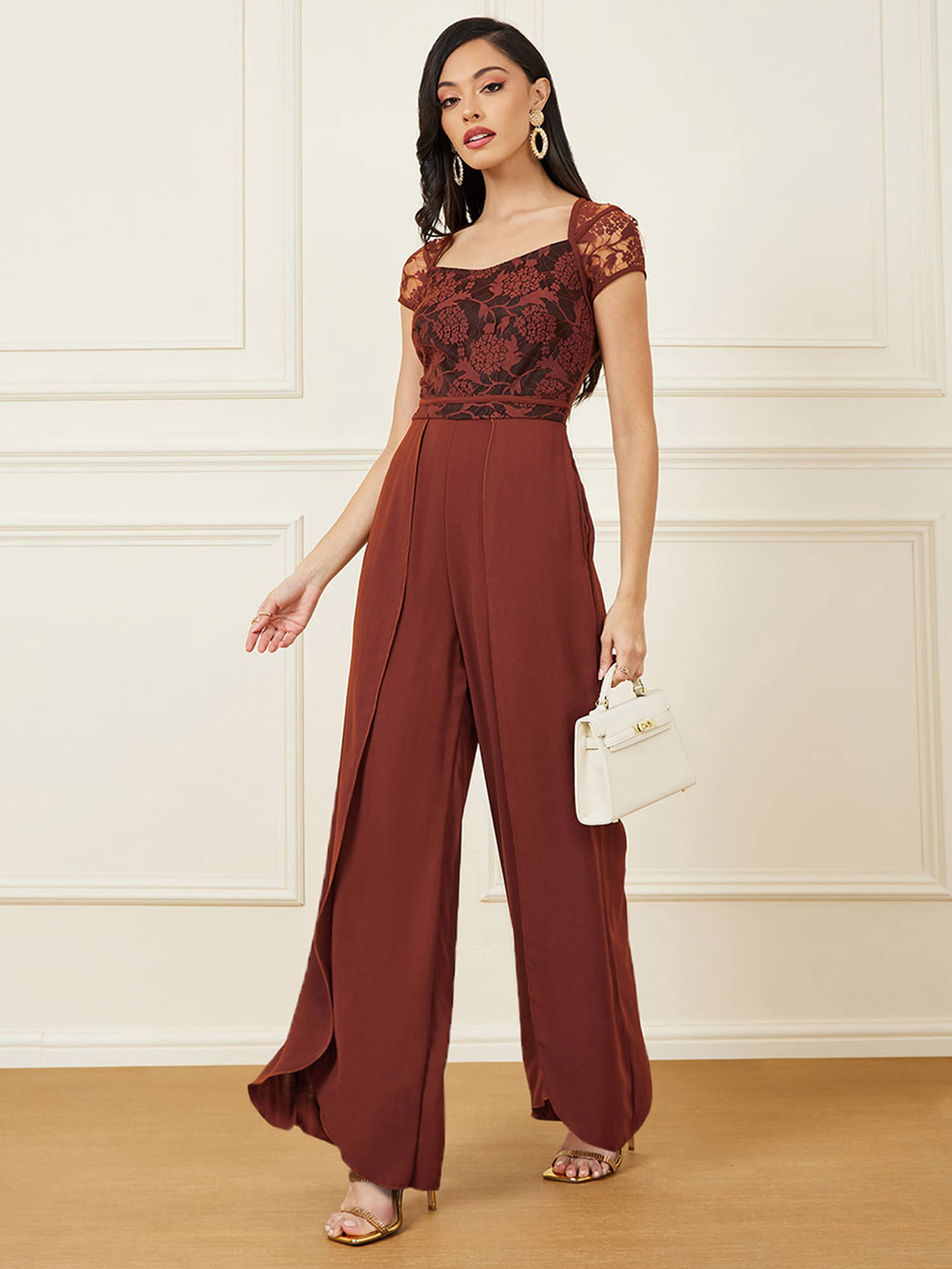     			Miss Chase Women Printed Crepe Jumpsuit ( Rust )