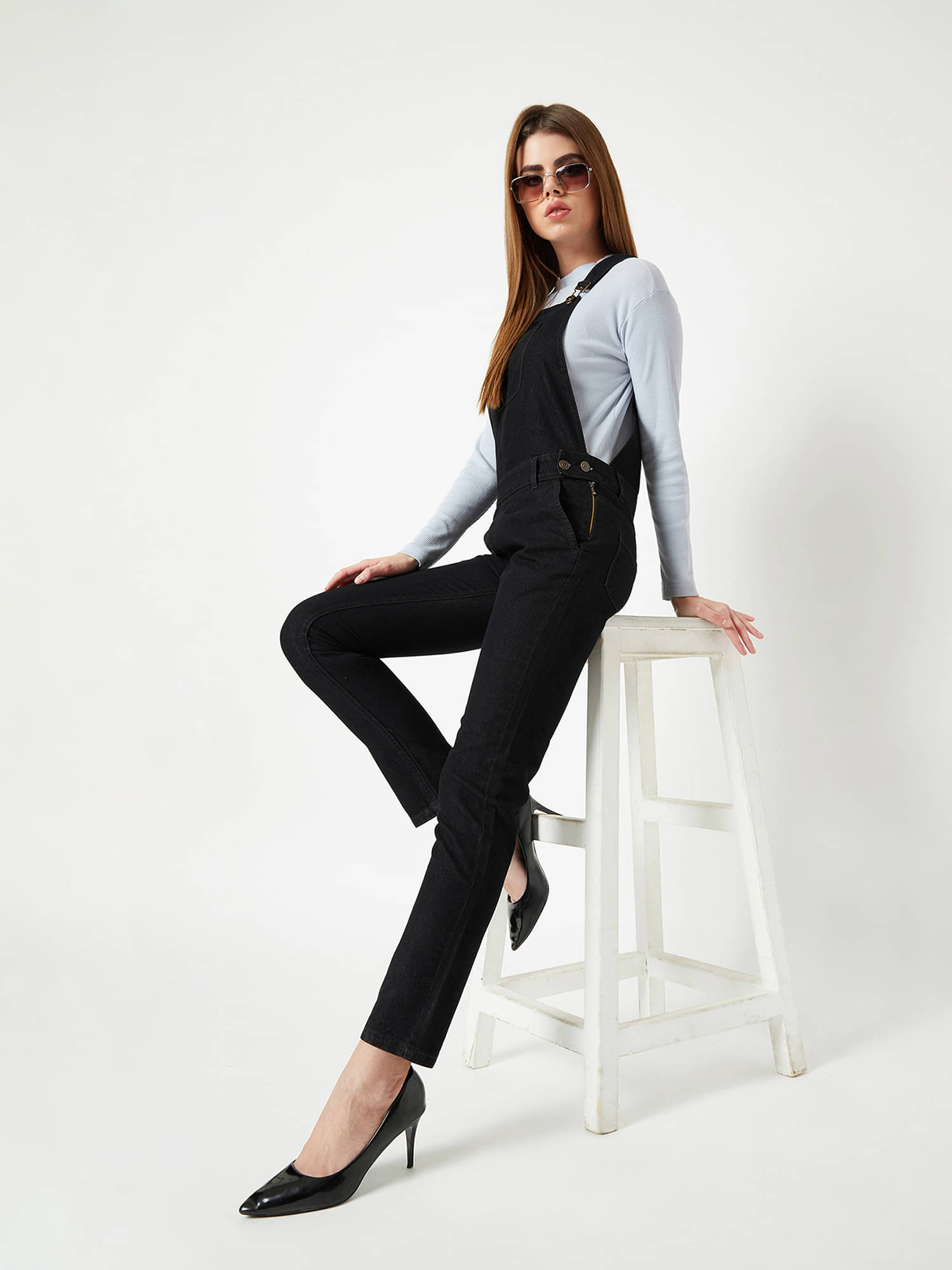     			Miss Chase Women Solid Denim Dungarees ( Black )