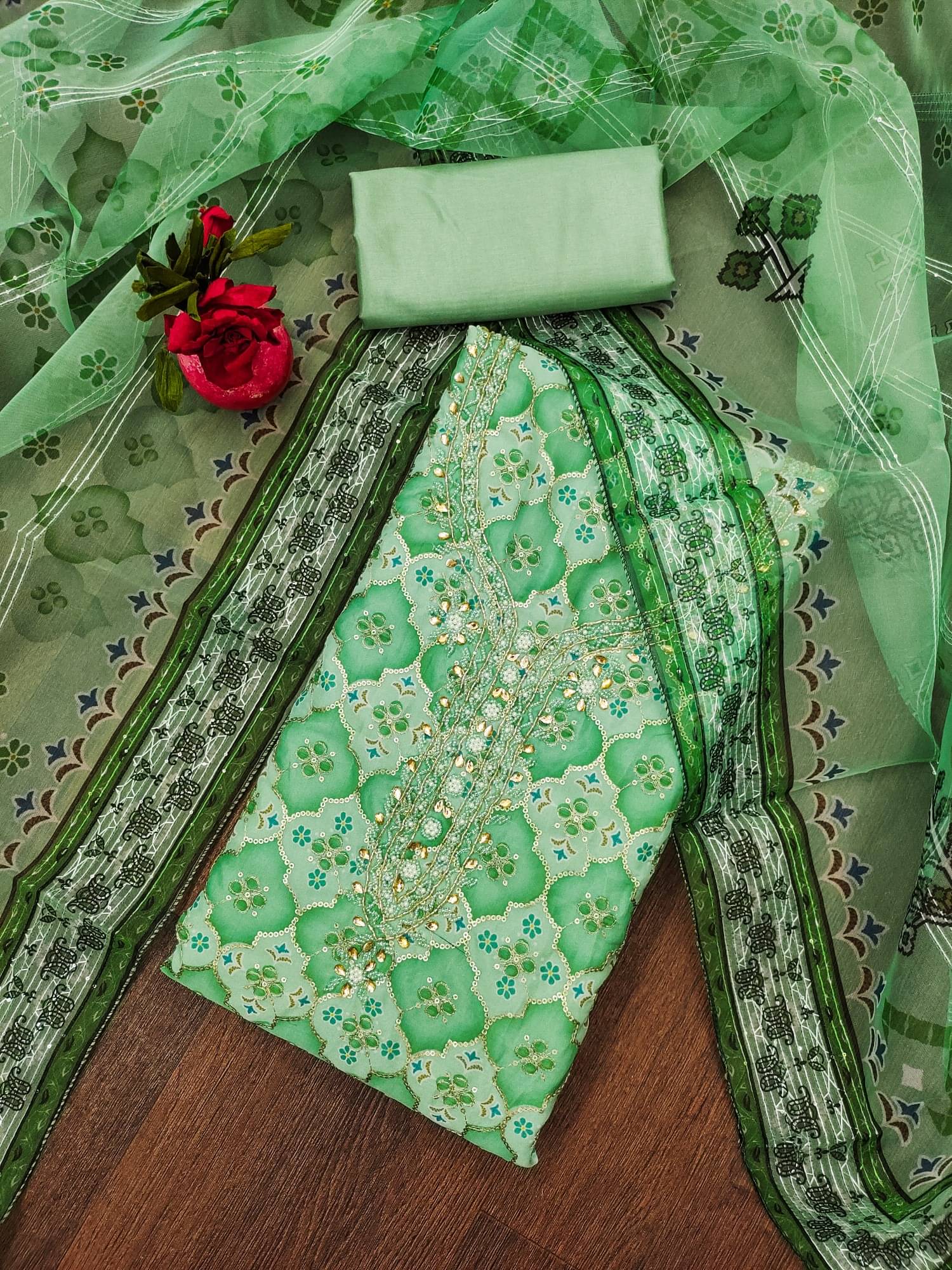 Panbai sarees Women Organza Unstitched Dress Material ( Green ) Panbai sarees Women Organza Unstitched Dress Material ( Green )