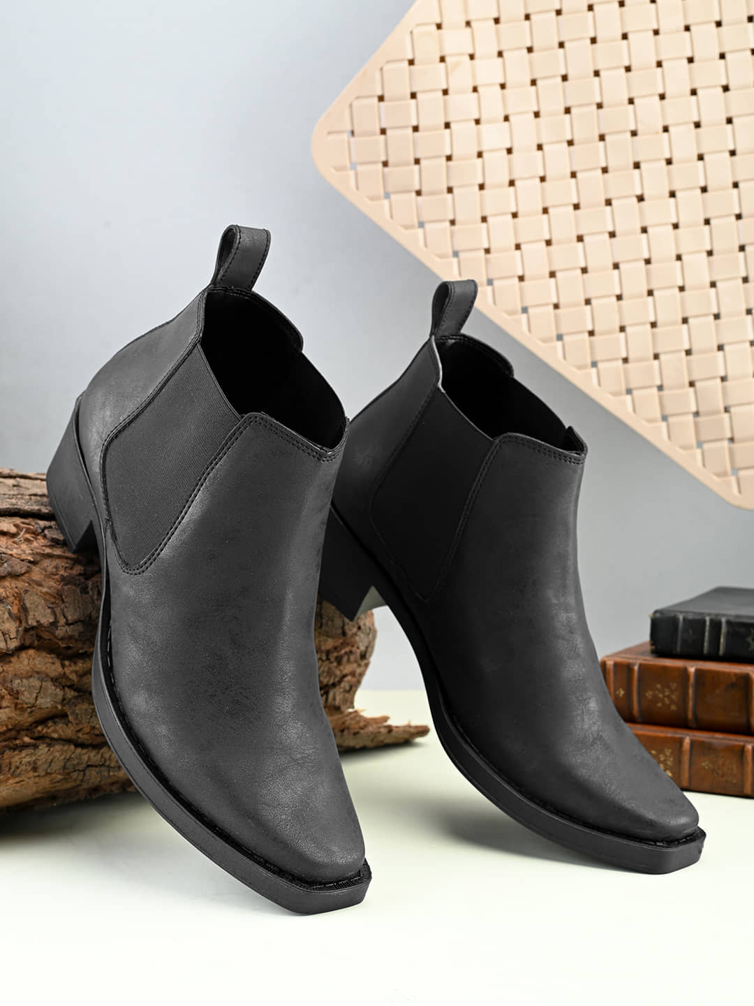 Sir Corbett Black Men's Chelsea Boots