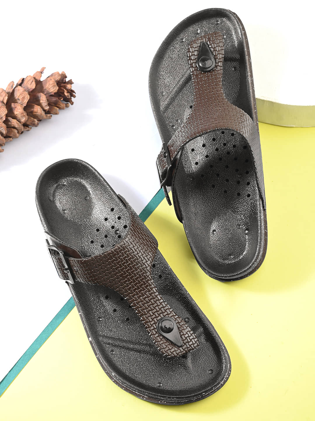 Sir Corbett Brown Men's Daily Slipper