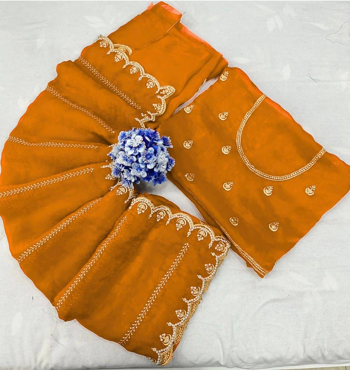     			Sitanjali Silk Blend Embellished Maheshwari Saree With Unstitched Blouse Piece ( Orange )