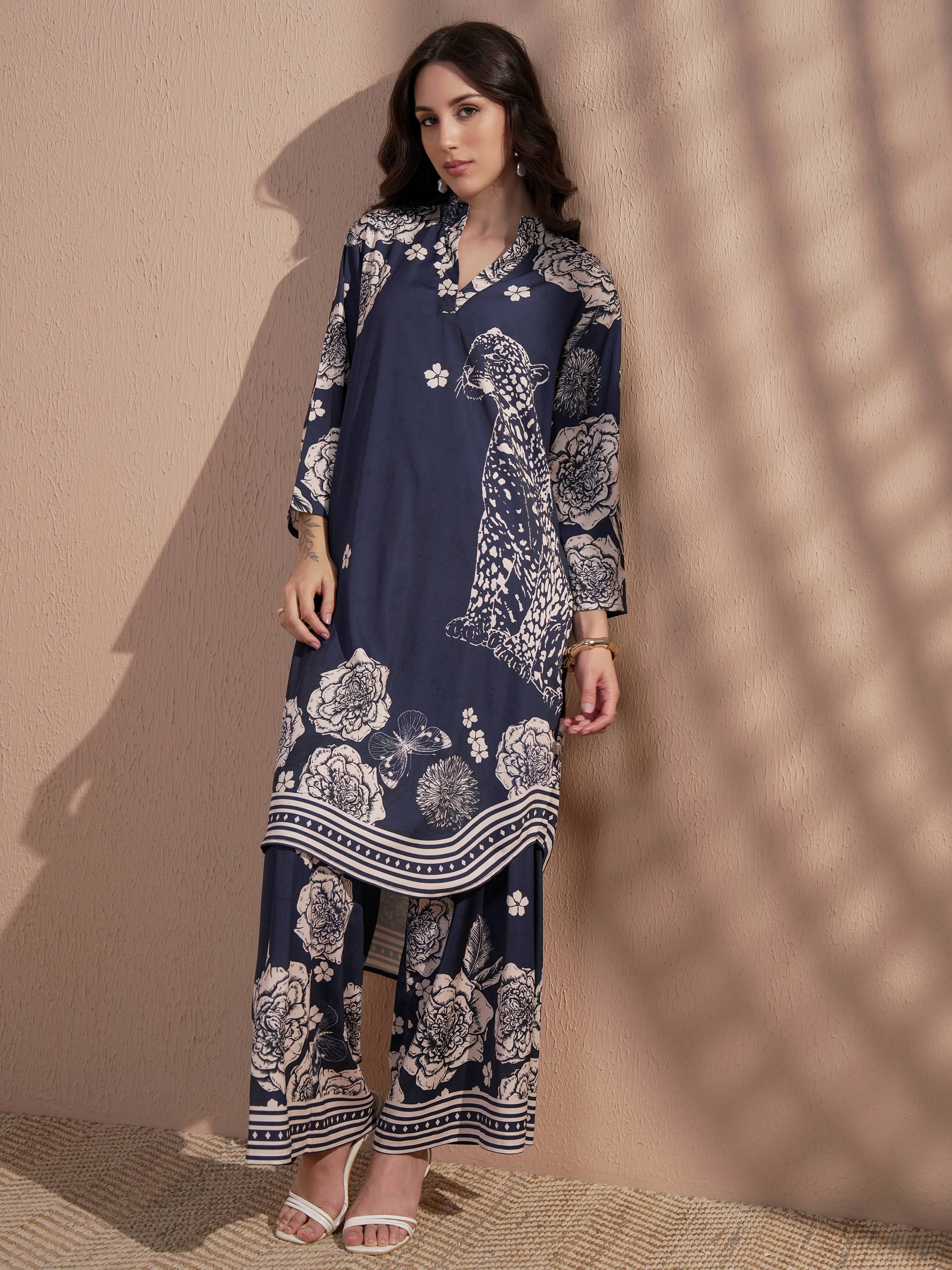 Vishudh Women Polyester Printed Straight Kurti With Palazzo ( Blue ) Vishudh Women Polyester Printed Straight Kurti With Palazzo ( Blue )