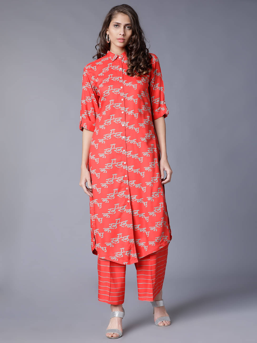 Vishudh Women Rayon Self Design Straight Kurti With Pants ( Multicolor )     			Vishudh Women Rayon Self Design Straight Kurti With Pants ( Multicolor )