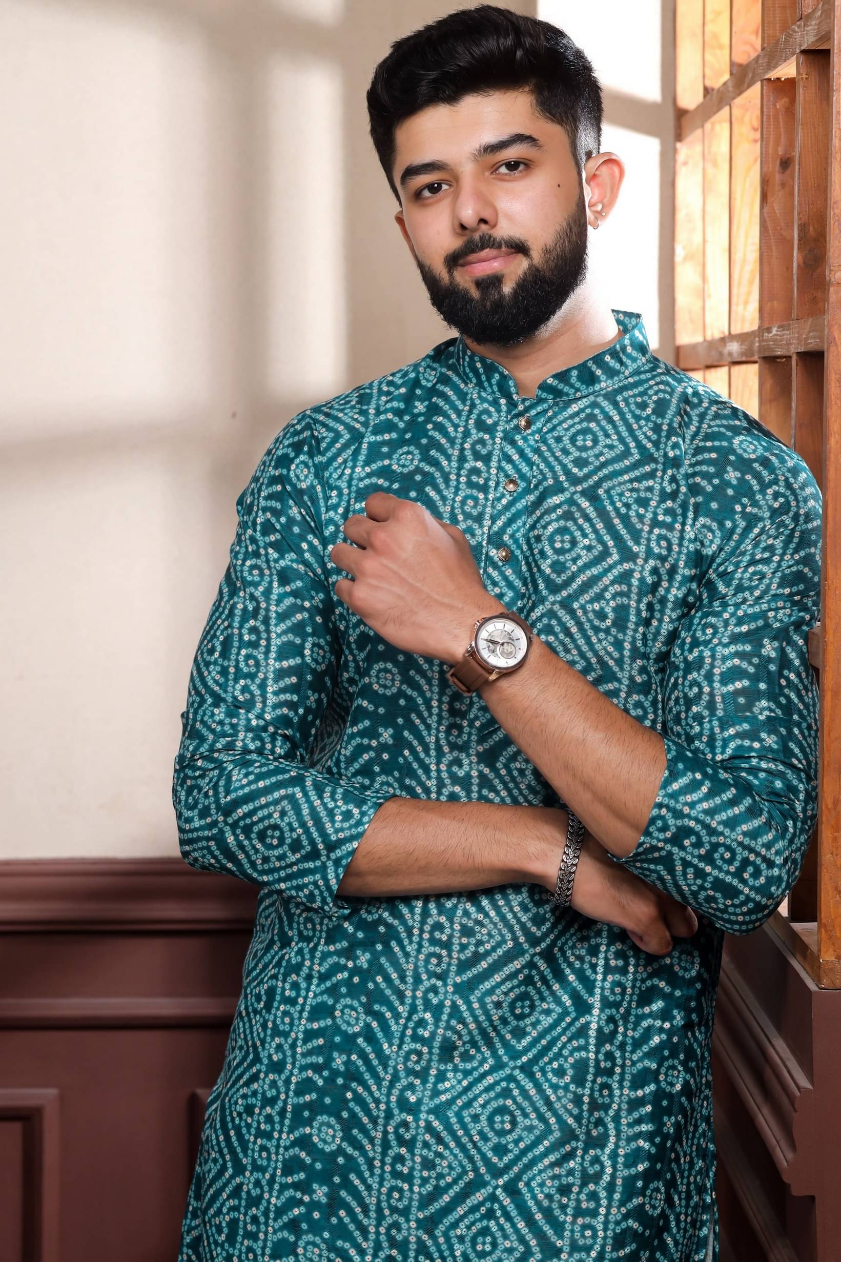 koshin Blue Cotton Blend Regular Fit Men's Kurta Pyjama Set ( Pack of 1 )     			koshin Blue Cotton Blend Regular Fit Men's Kurta Pyjama Set ( Pack of 1 )