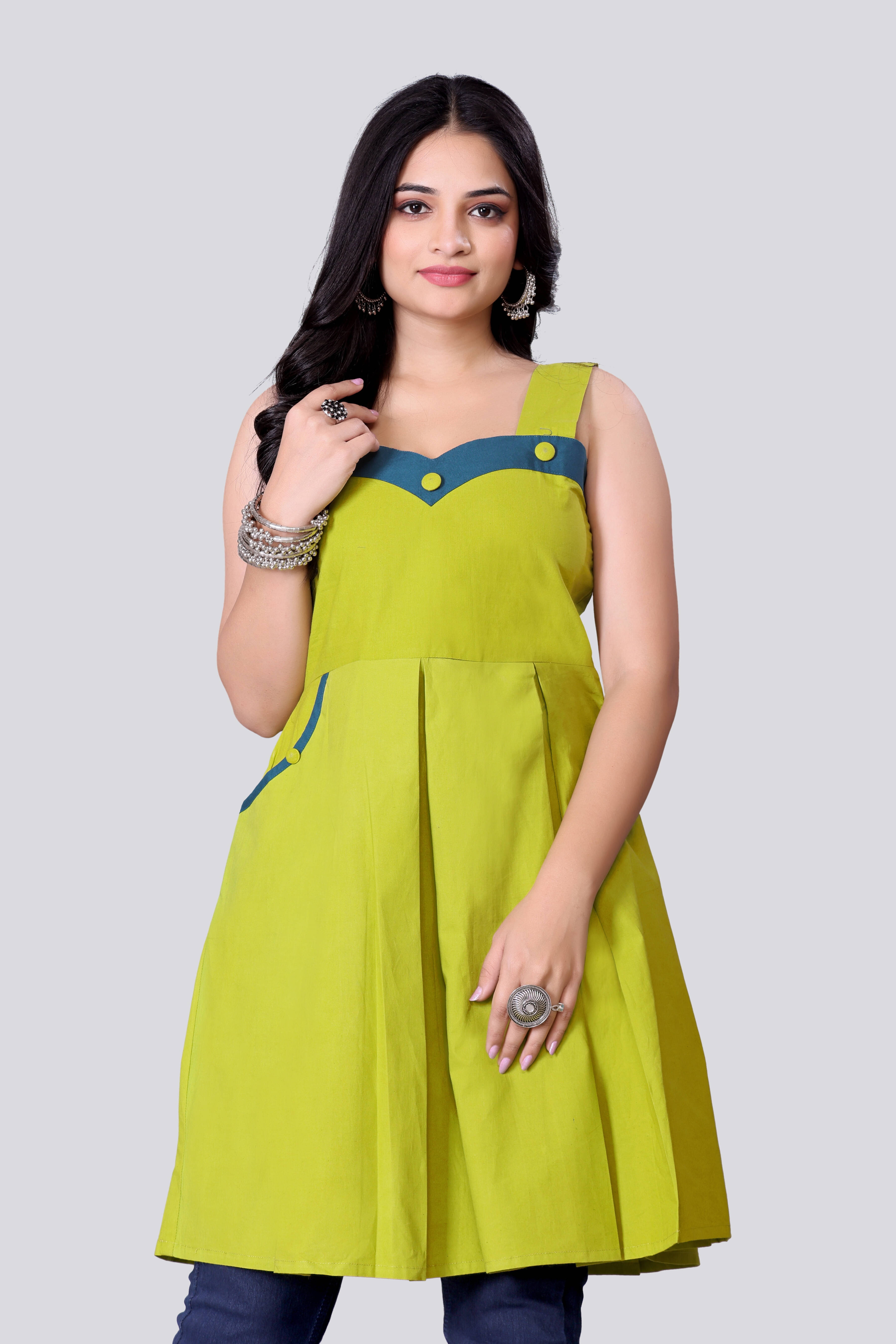 FULPARI Women Polyester Solid Anarkali Kurti ( Light Green ) FULPARI Women Polyester Solid Anarkali Kurti ( Light Green )