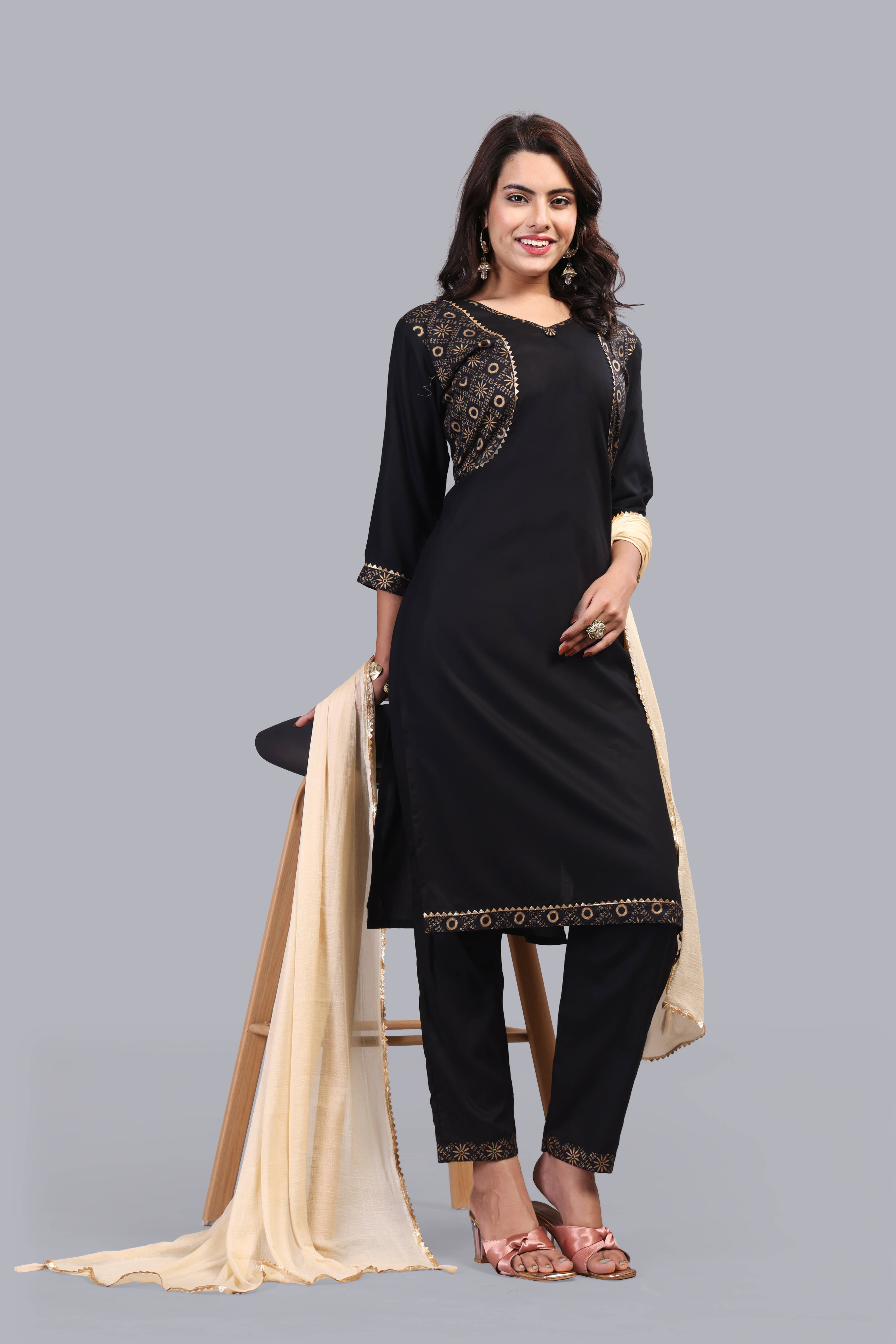 FULPARI Women Viscose Printed A-line Kurti With Pants ( Black )     			FULPARI Women Viscose Printed A-line Kurti With Pants ( Black )
