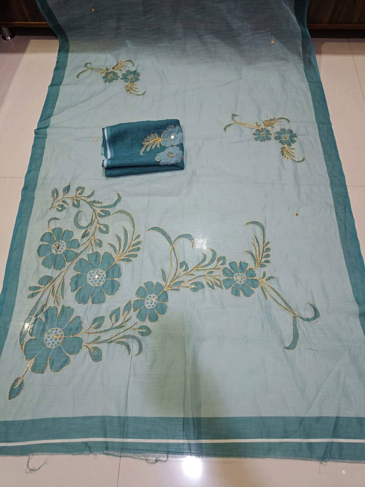 Kalpana Creation Linen Printed Regular Saree With Unstitched Blouse Piece ( Multicolor 2 ) Kalpana Creation Linen Printed Regular Saree With Unstitched Blouse Piece ( Multicolor 2 )