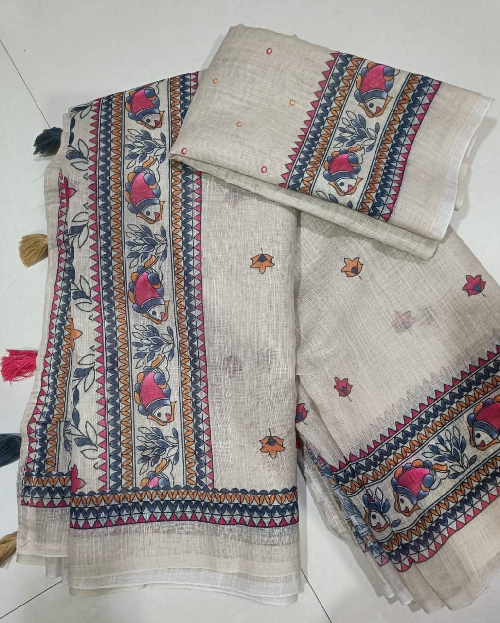 Kalpana Creation Linen Printed Regular Saree With Unstitched Blouse Piece ( Multicolor 2 ) Kalpana Creation Linen Printed Regular Saree With Unstitched Blouse Piece ( Multicolor 2 )