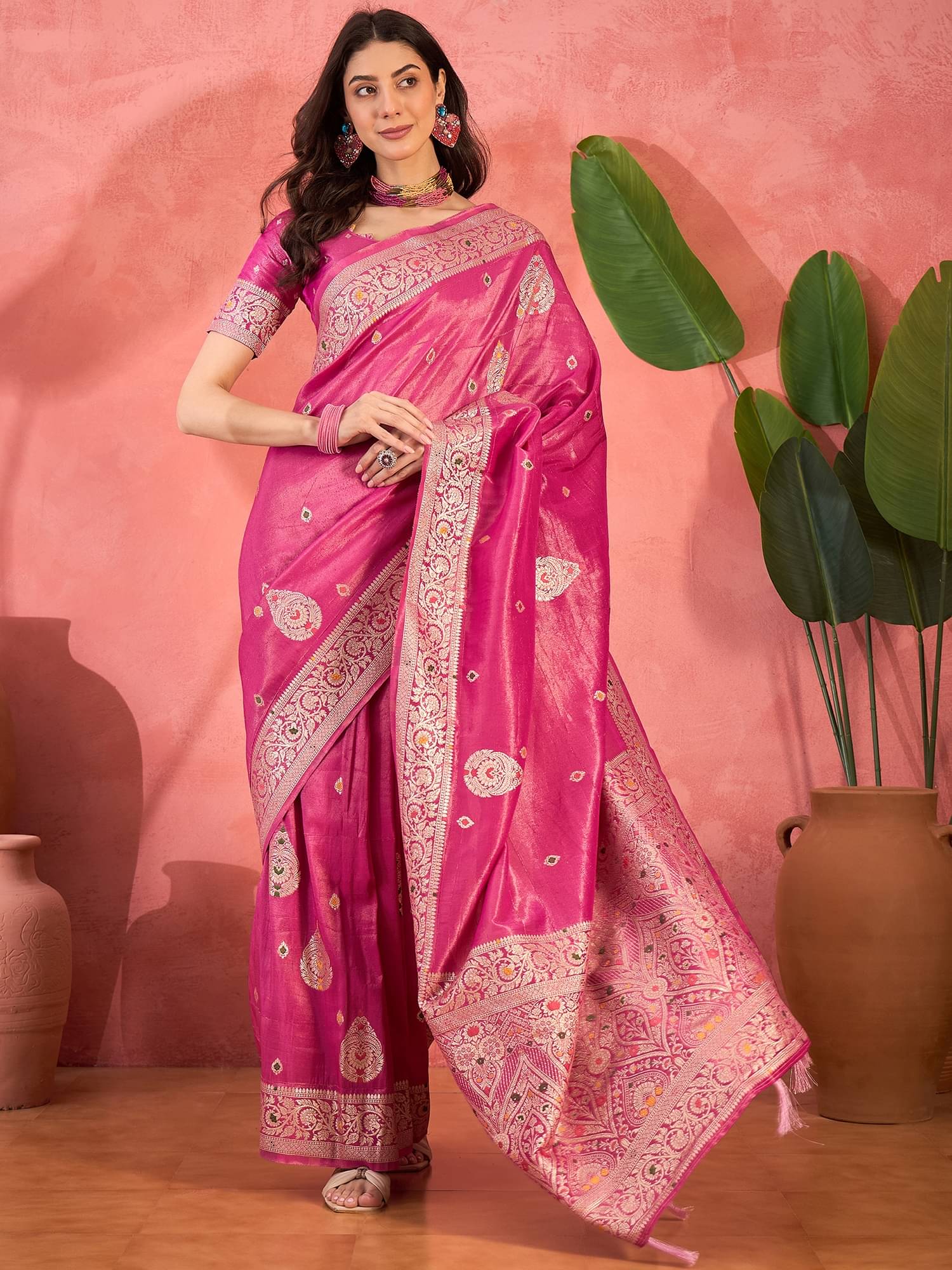 Shree Mahantam Shimmer Embellished Banarasi saree With Unstitched Blouse Piece ( Pink ) Shree Mahantam Shimmer Embellished Banarasi saree With Unstitched Blouse Piece ( Pink )