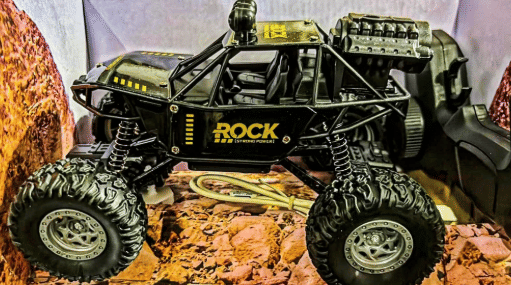     			TOYS 4 U - Multicolor Metal Truck ( Pack of 1 )