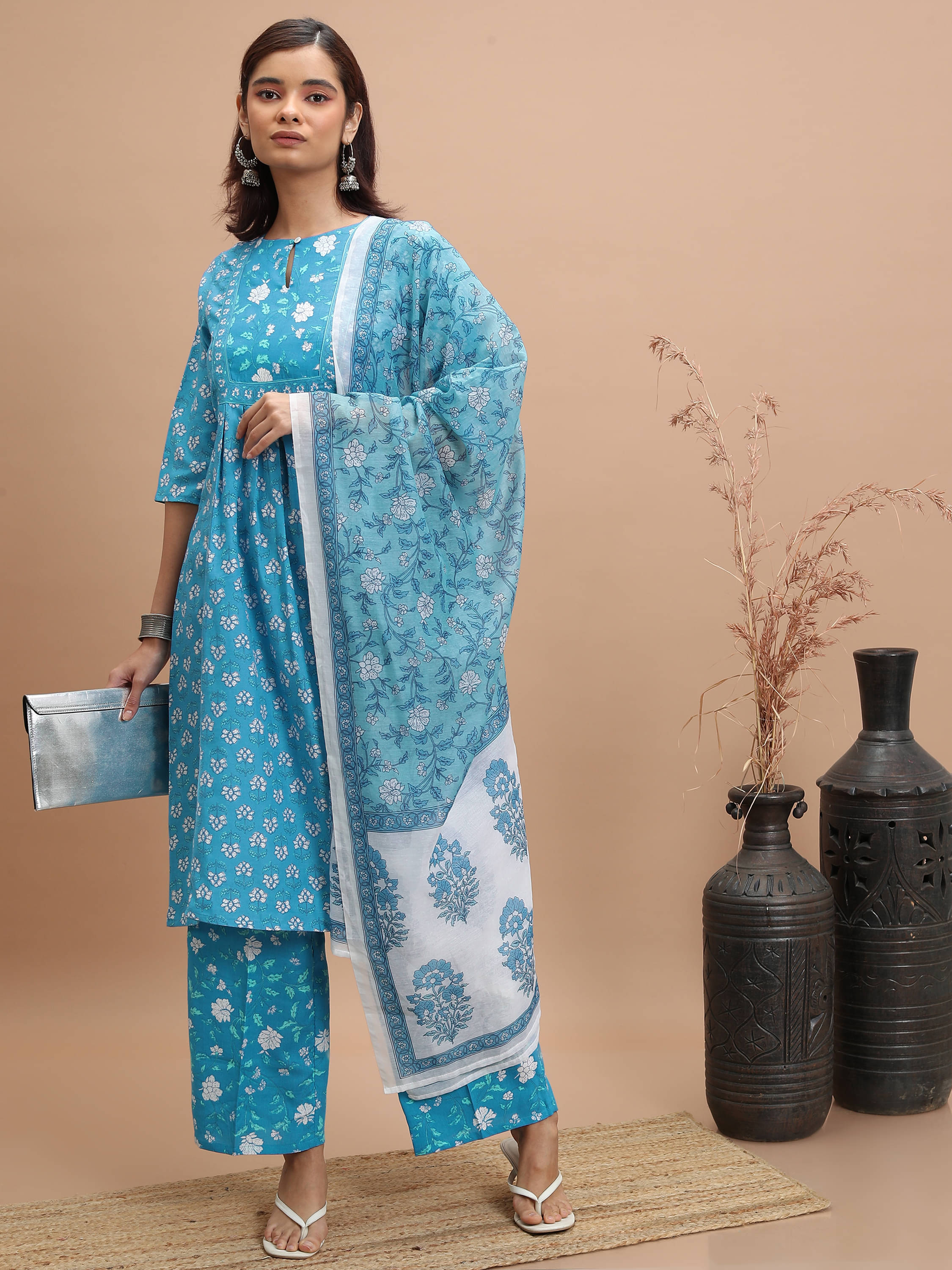 Vishudh Women Polyester Printed Straight Kurti With Palazzo ( Blue ) Vishudh Women Polyester Printed Straight Kurti With Palazzo ( Blue )