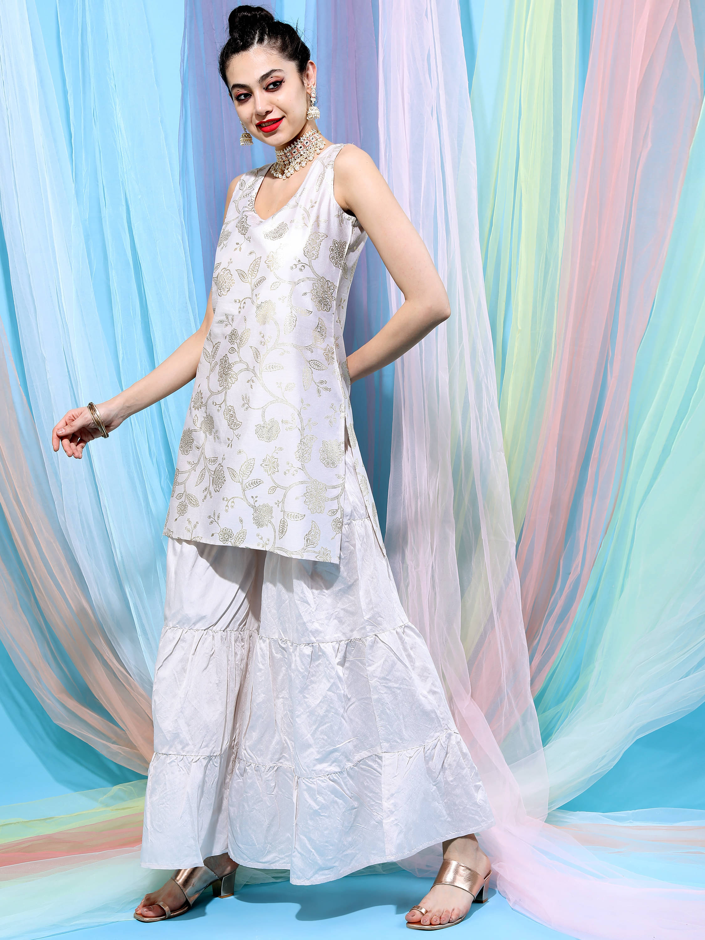 Vishudh Women Viscose Embroidered Straight Kurti With Palazzo ( Off White ) Vishudh Women Viscose Embroidered Straight Kurti With Palazzo ( Off White )