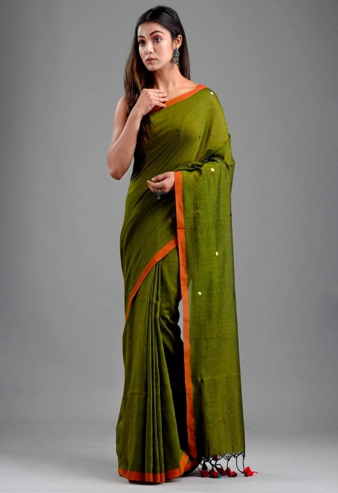 BRYNBRIT Cotton Blend Self Design Chanderi saree With Unstitched Blouse Piece ( Green,Red ) BRYNBRIT Cotton Blend Self Design Chanderi saree With Unstitched Blouse Piece ( Green,Red )