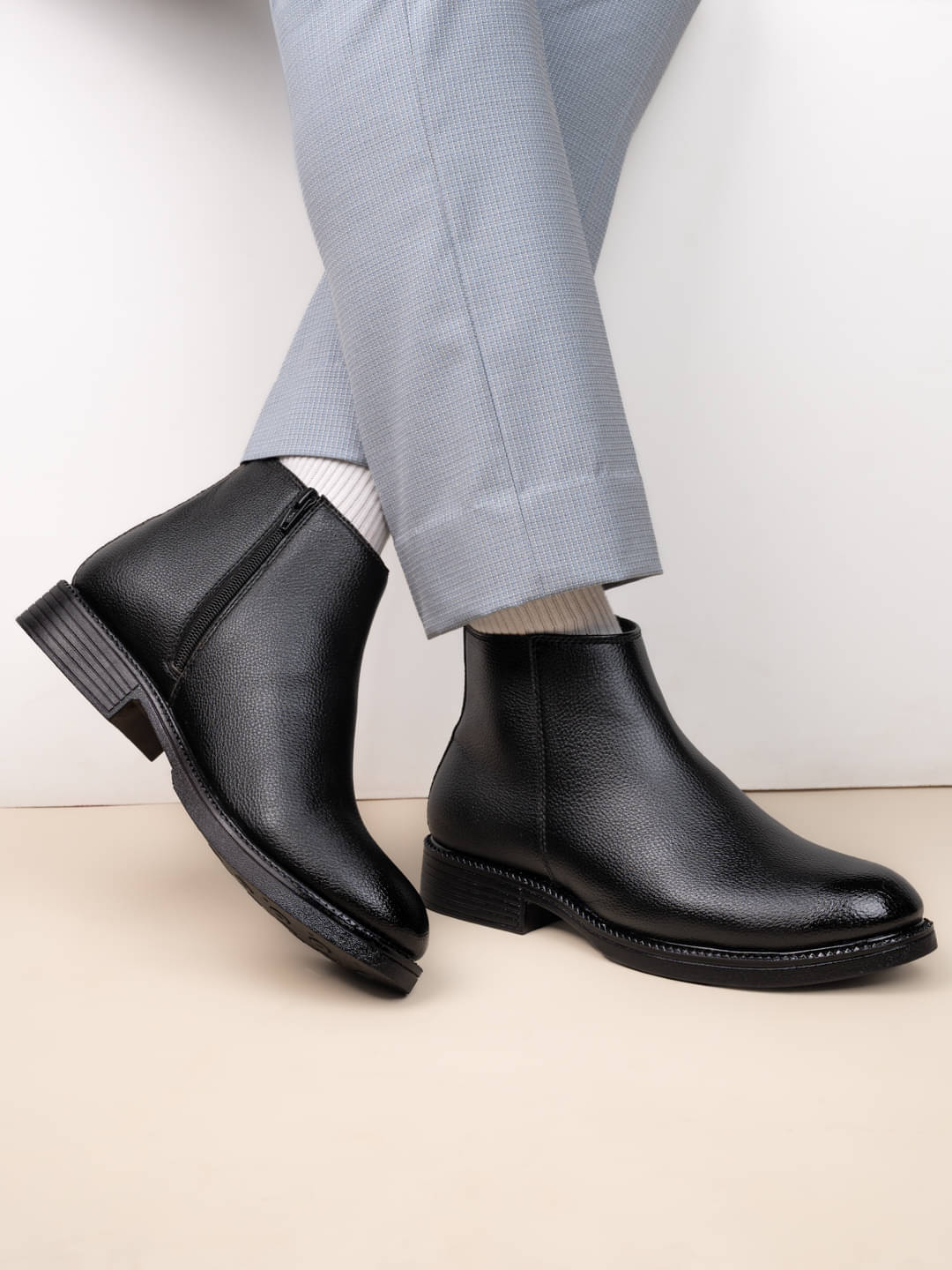     			Fentacia Black Men's Chelsea Boots