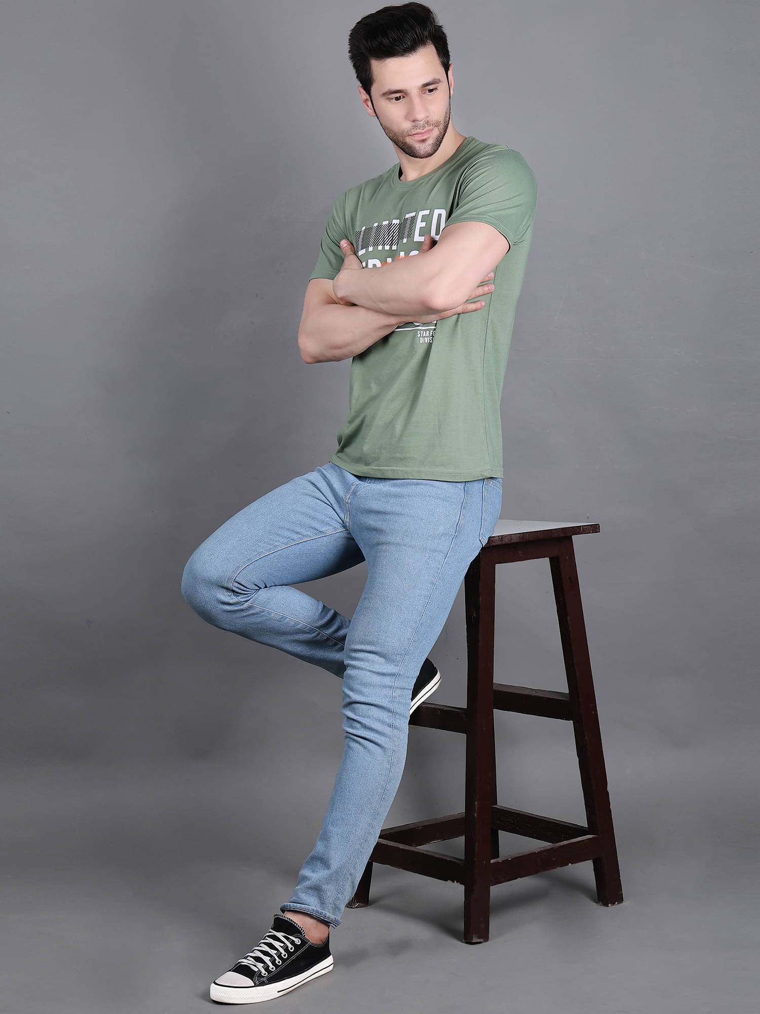 STARFOX Men Cotton Blend Slim Fit Printed T-Shirt ( Light Green ) STARFOX Men Cotton Blend Slim Fit Printed T-Shirt ( Light Green )