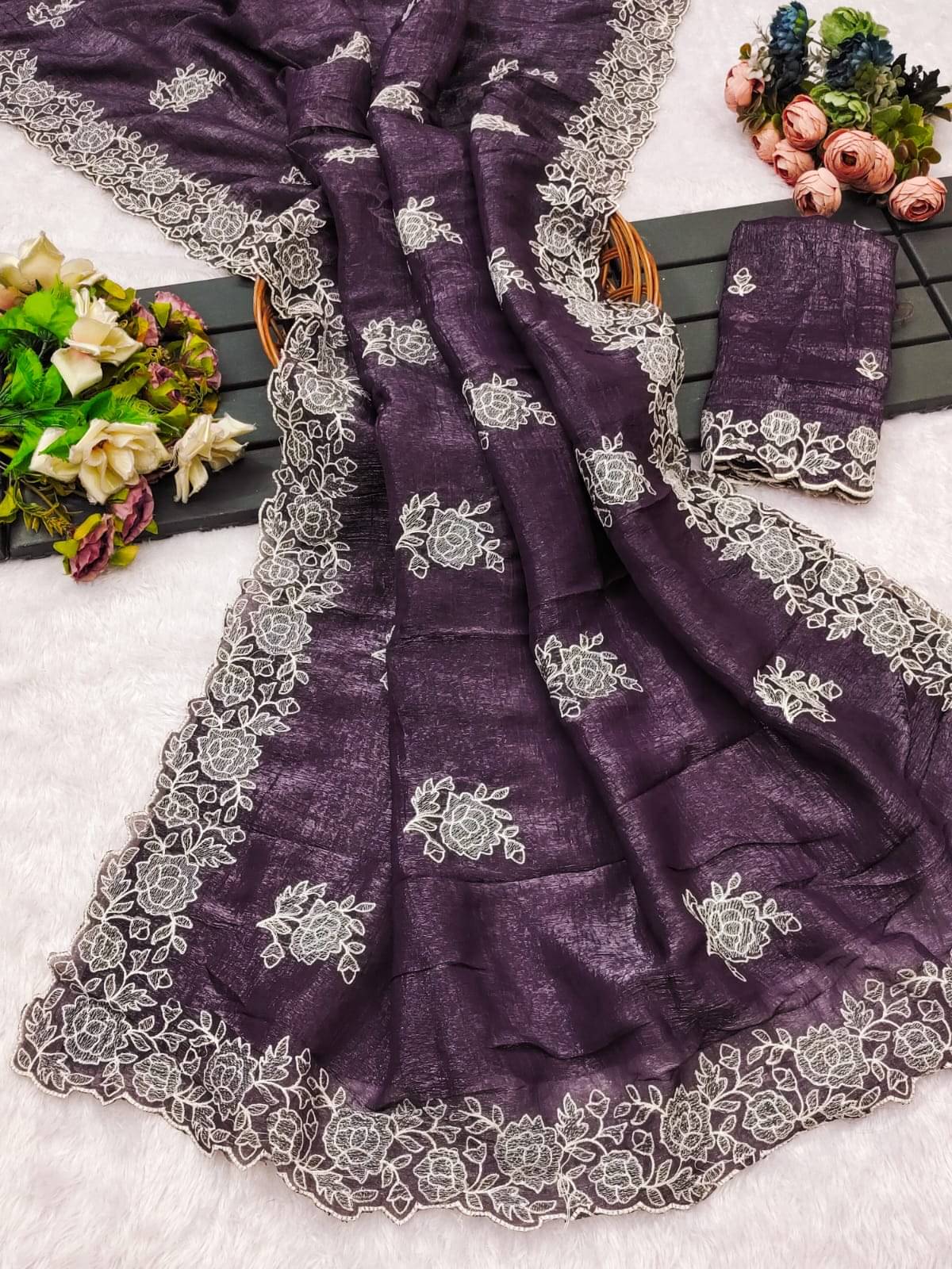     			Sanjana Silk Silk Blend Embellished Maheshwari Saree With Unstitched Blouse Piece ( Purple )