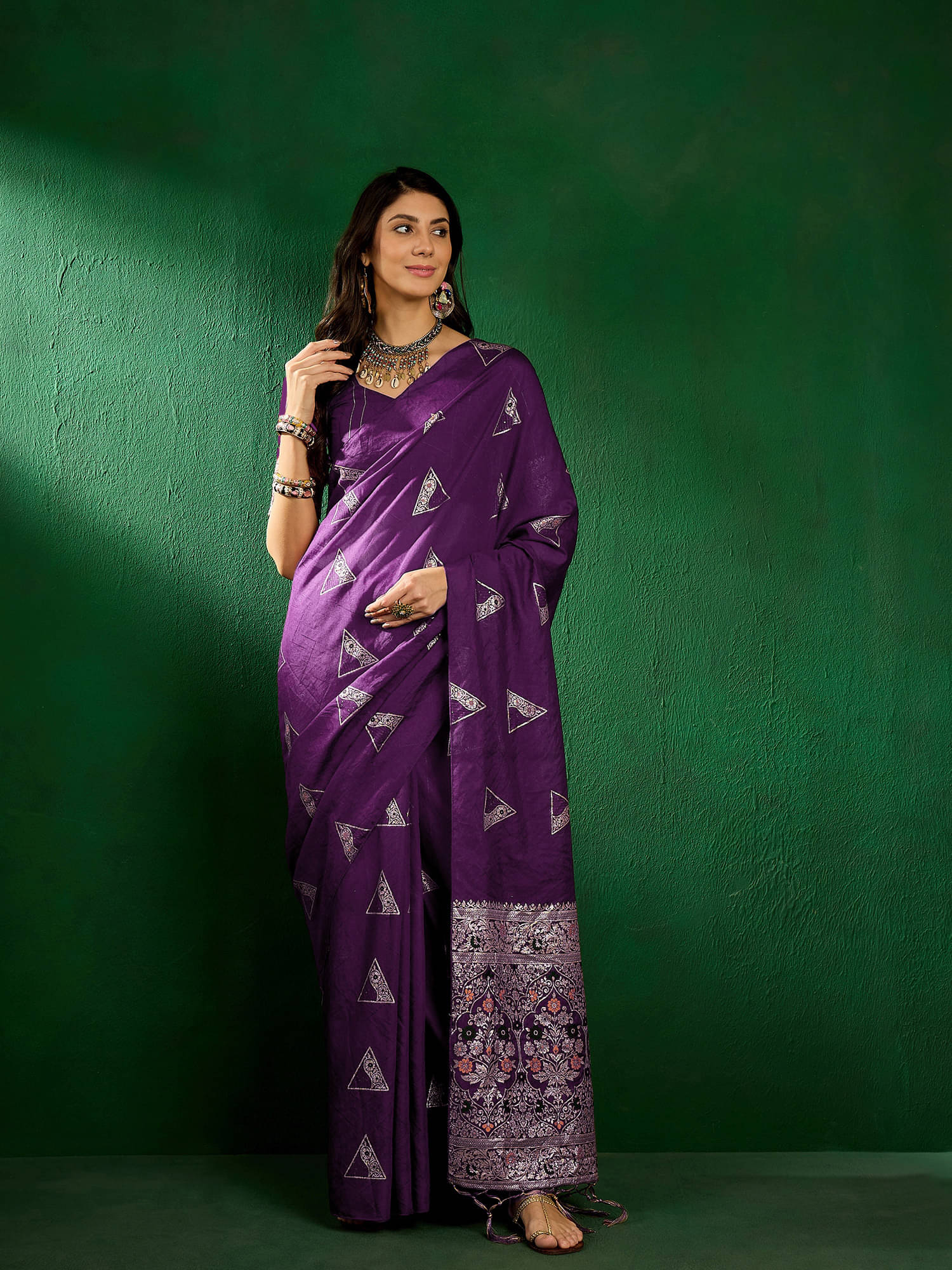 Shree Mahantam Cotton Dyed Banarasi saree With Unstitched Blouse Piece ( Purple ) Shree Mahantam Cotton Dyed Banarasi saree With Unstitched Blouse Piece ( Purple )