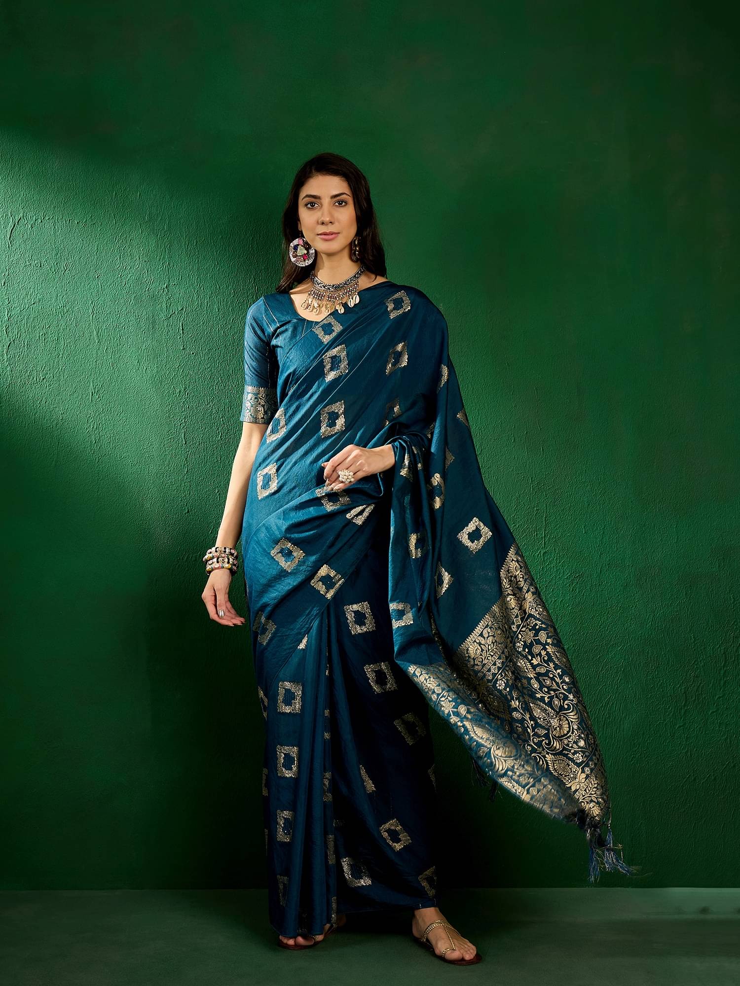 Shree Mahantam Cotton Embellished Banarasi saree With Unstitched Blouse Piece ( Teal ) Shree Mahantam Cotton Embellished Banarasi saree With Unstitched Blouse Piece ( Teal )